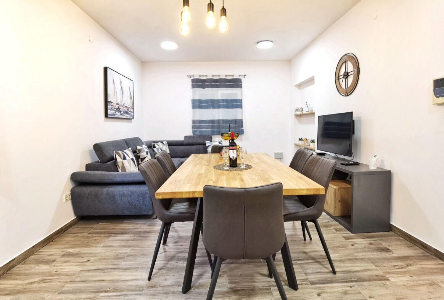 Apartments Miro 110721-A1
