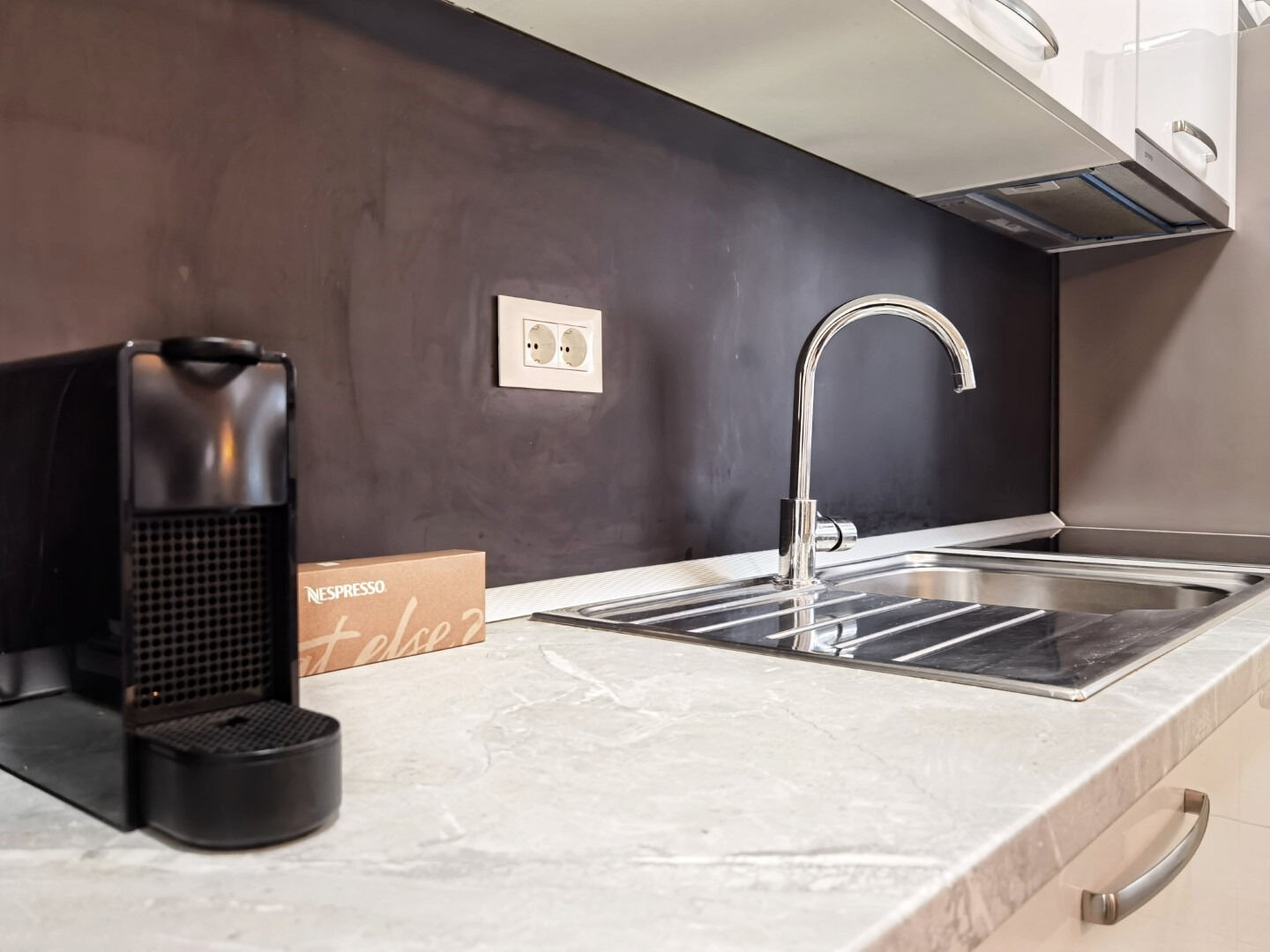 Apartments Miro 110721-A1