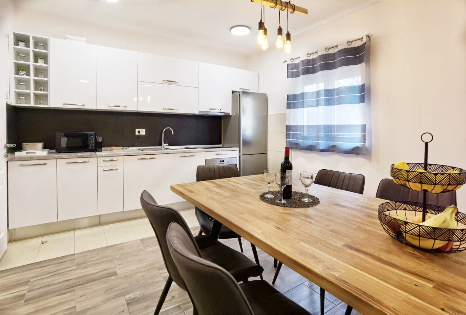 Apartments Miro 110721-A1