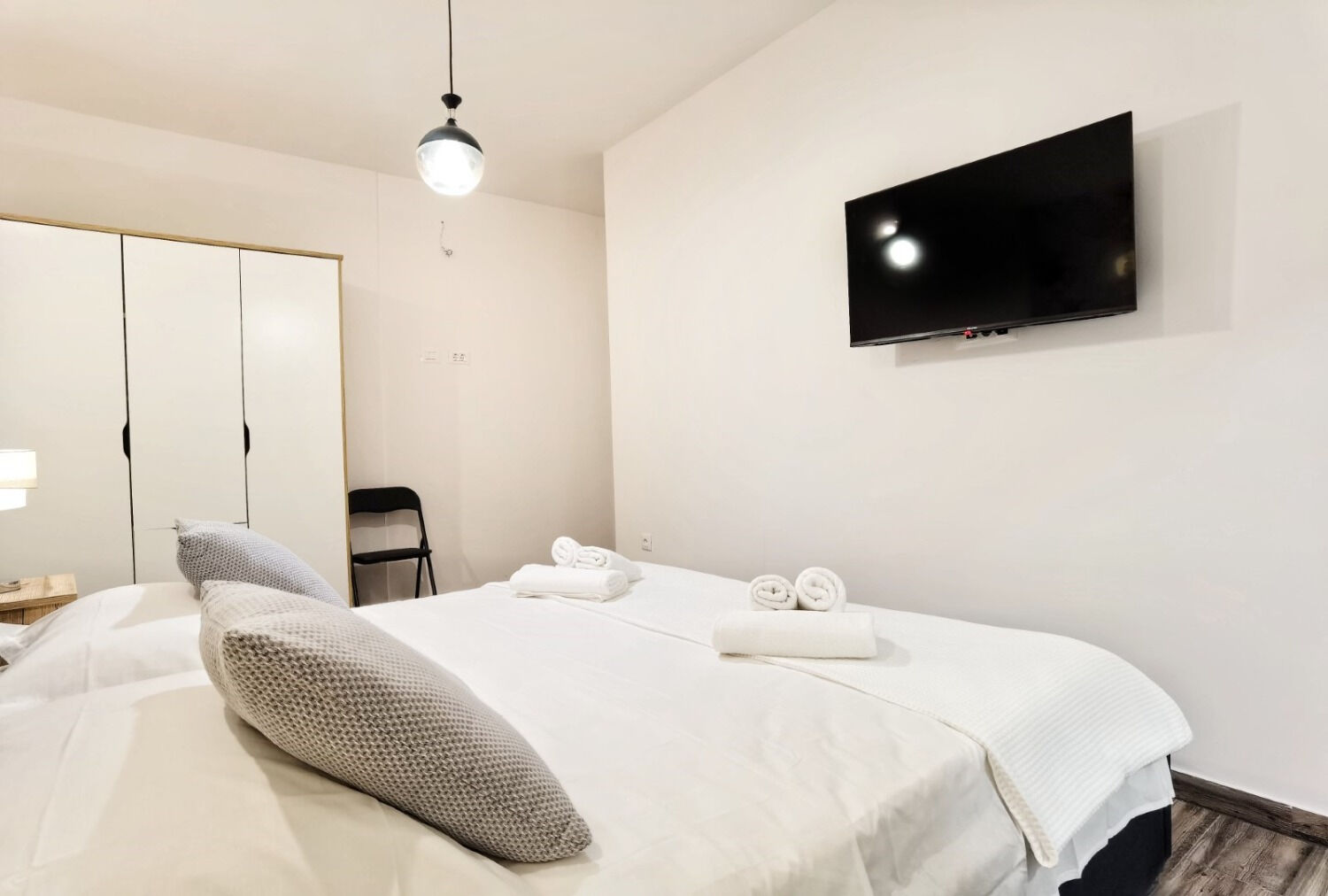 Apartments Miro 110721-A1