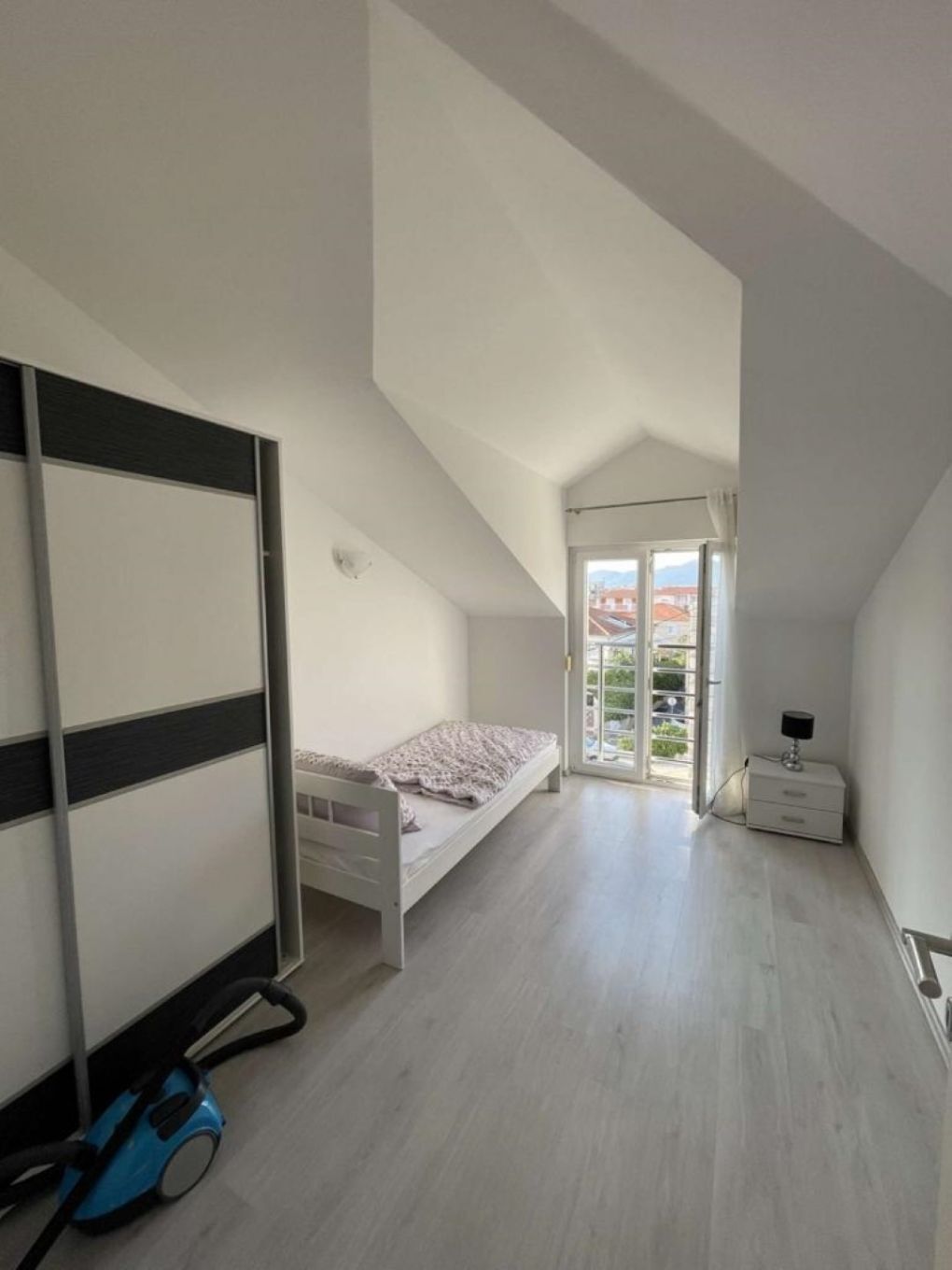 Apartments Miro 110721-A2