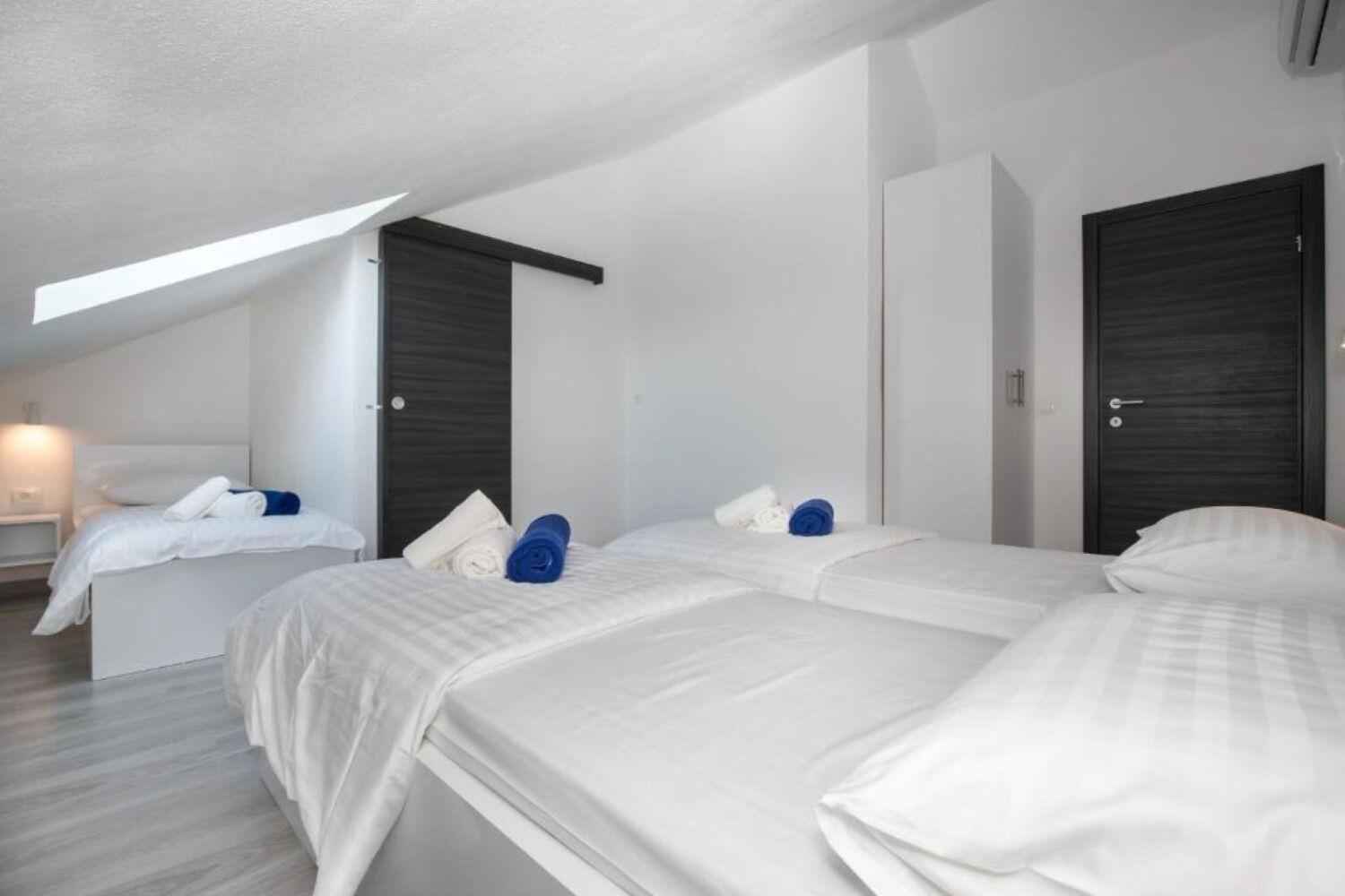 Apartments Dragan 110741-A3