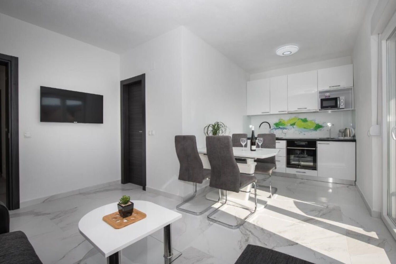 Apartments Jakov 110751-A2