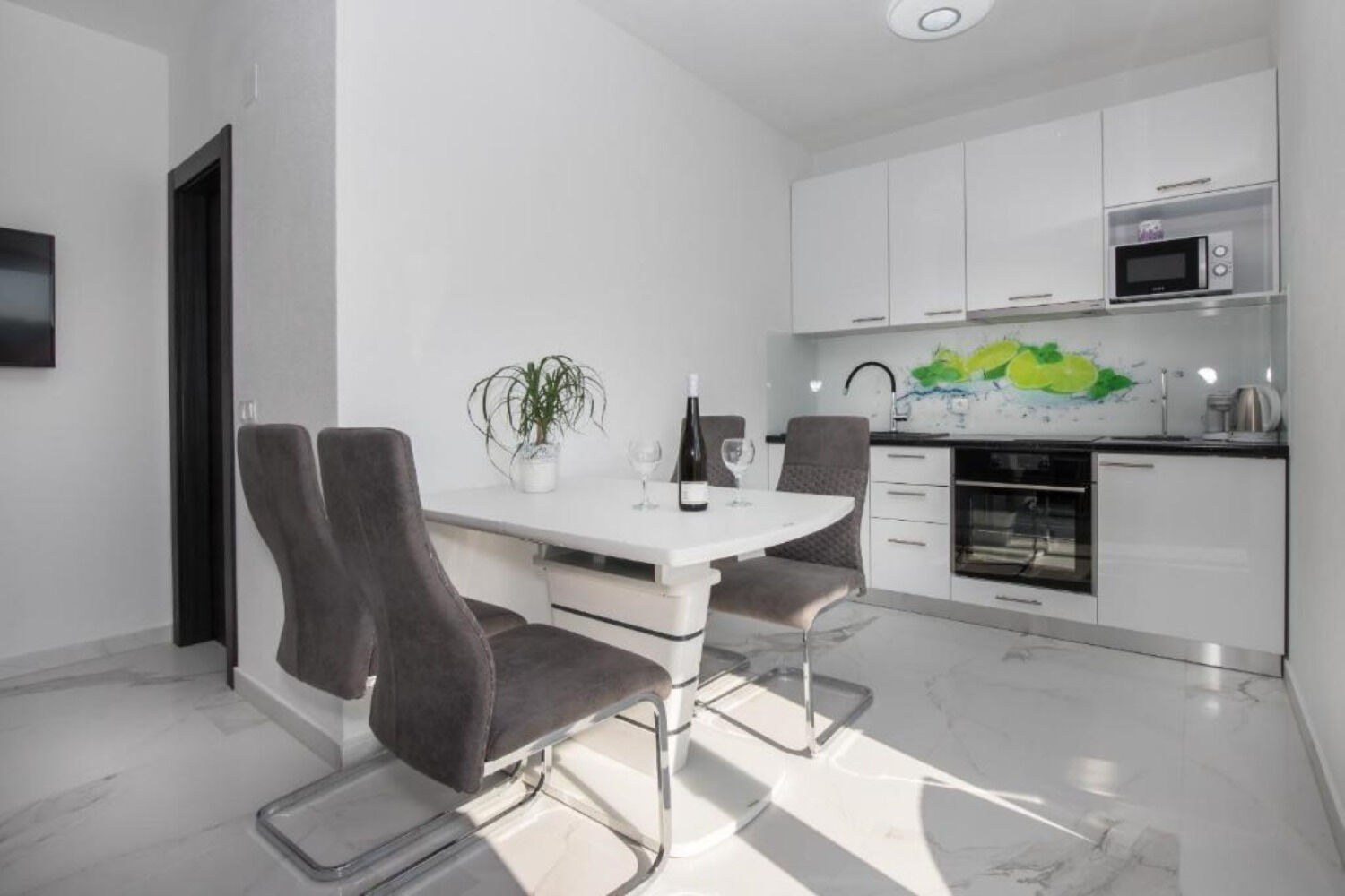 Apartments Jakov 110751-A2
