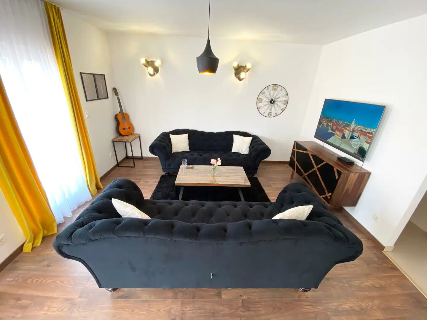 Apartment Tom 11083-A1