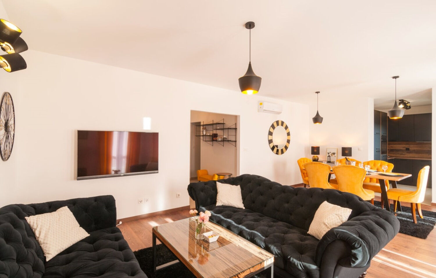 Apartment Tom 11083-A1