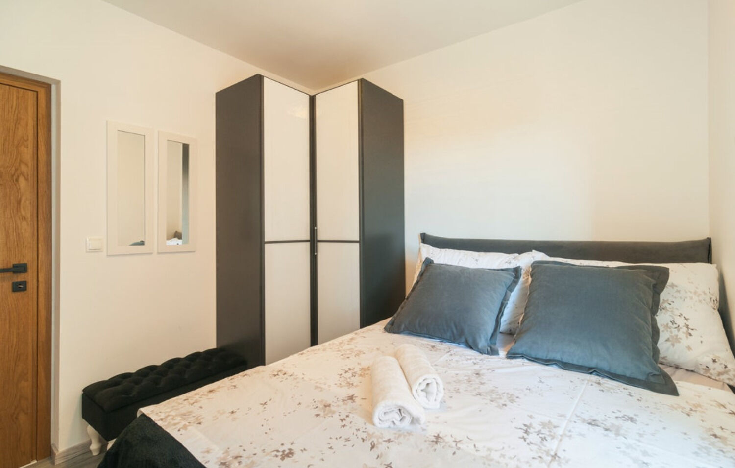 Apartment Tom 11083-A1