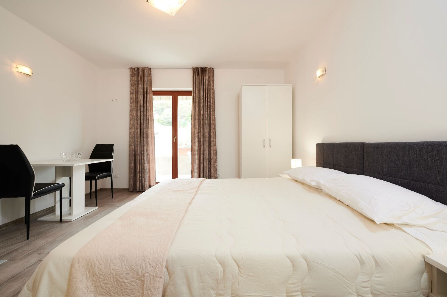Apartments Antonia 11084-A2