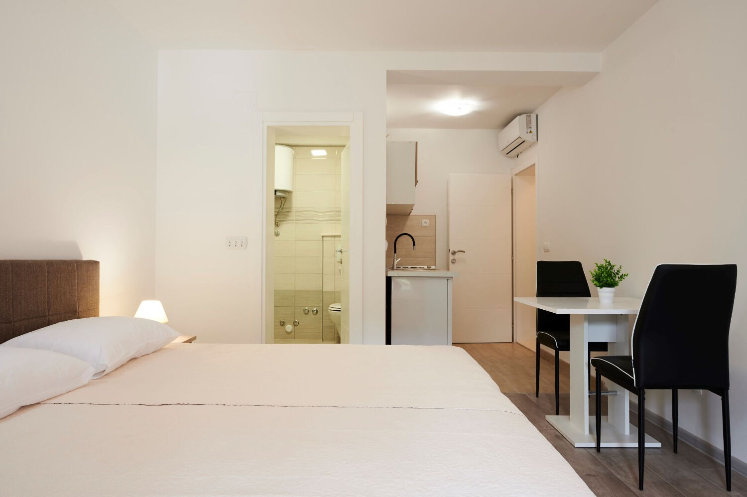 Apartments Antonia 11084-A4