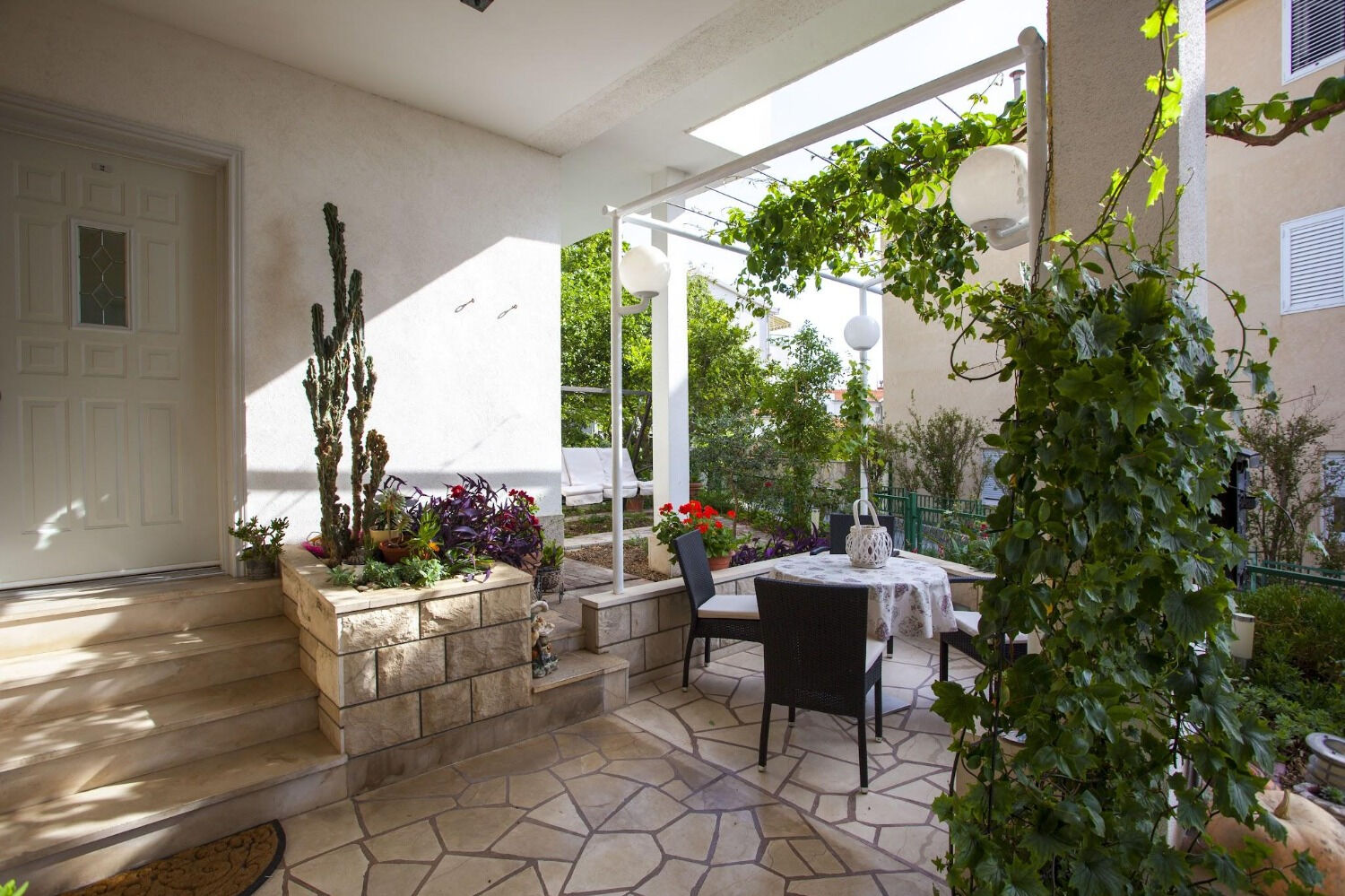 Apartments Palmina 110831-A1