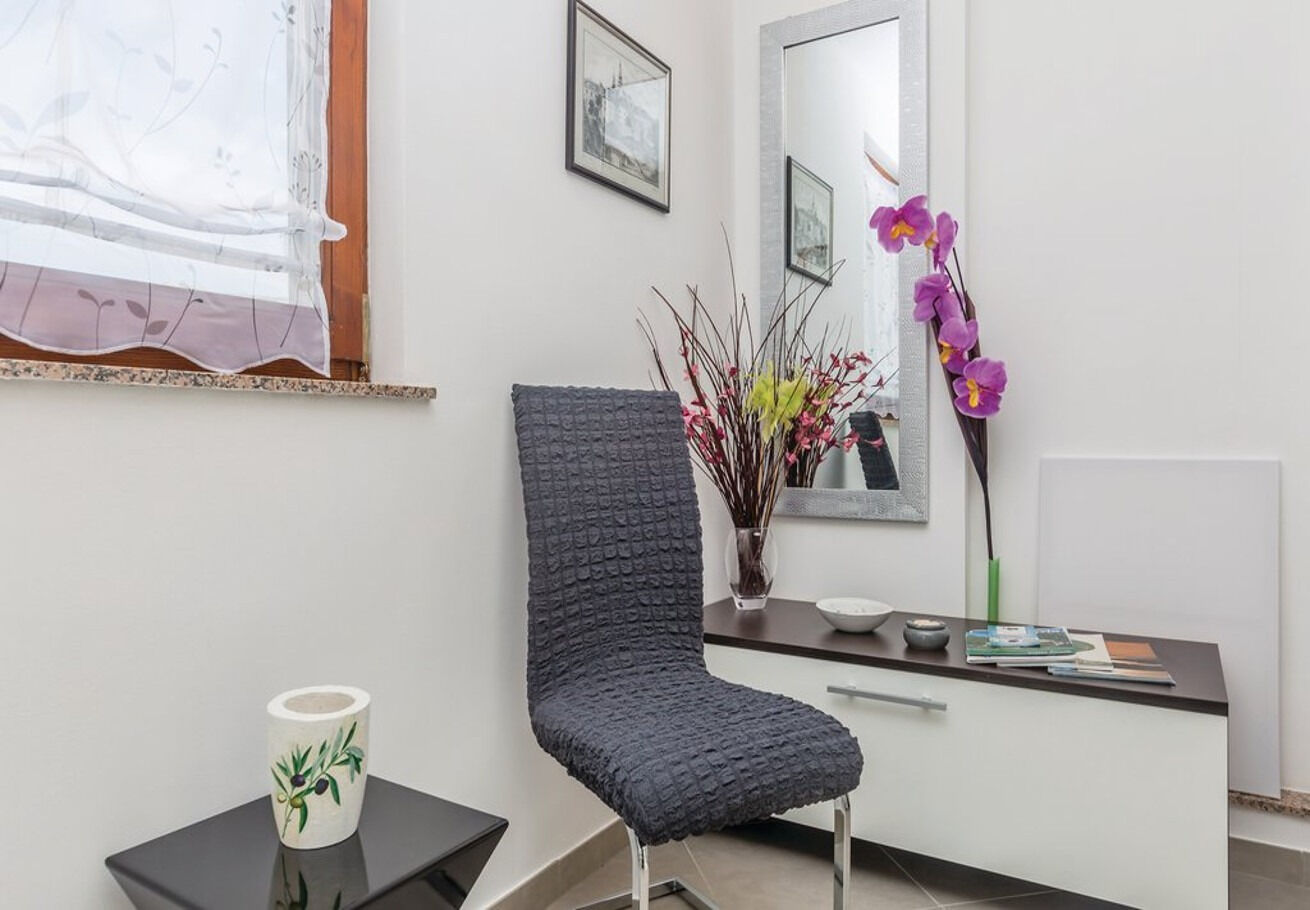 Apartments Ivni 110861-A1