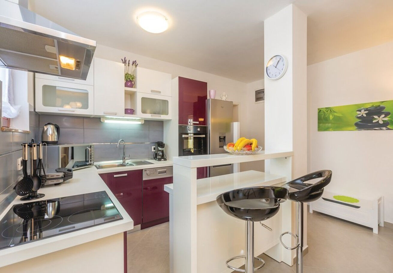 Apartments Ivni 110861-A1