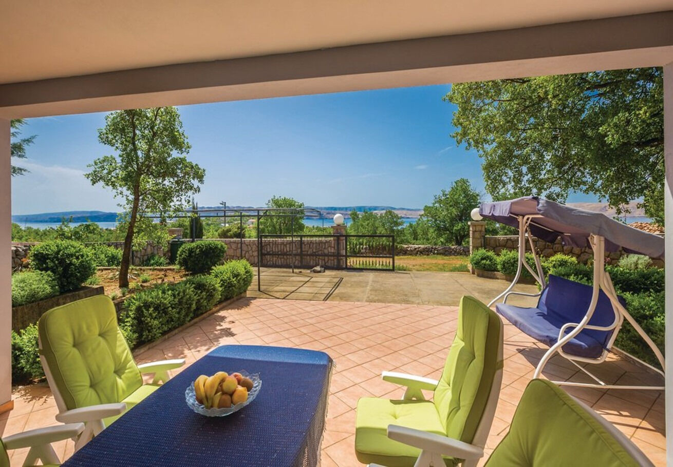 Apartments Ivni 110861-A2