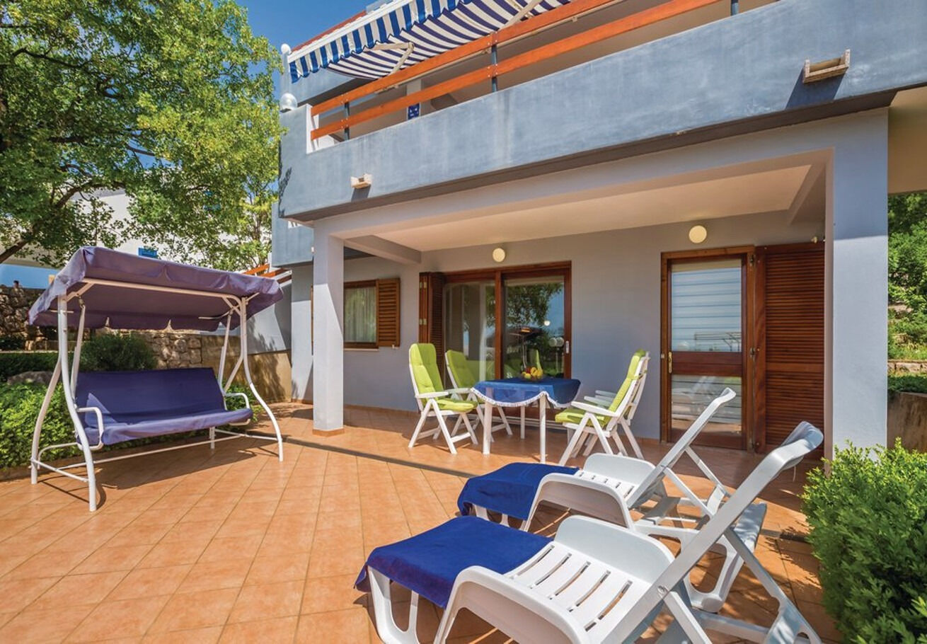 Apartments Ivni 110861-A2