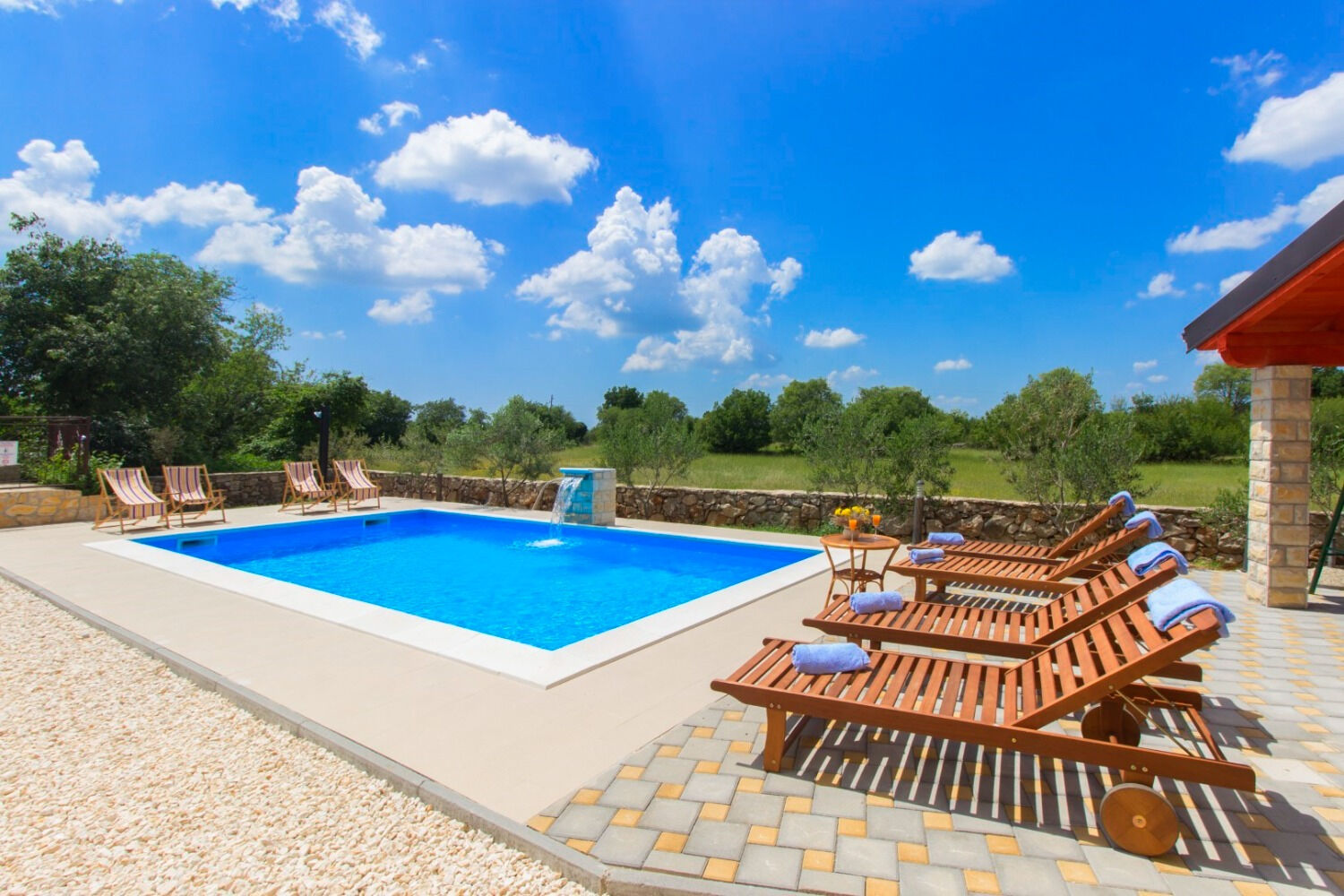House Brist 11099-K1