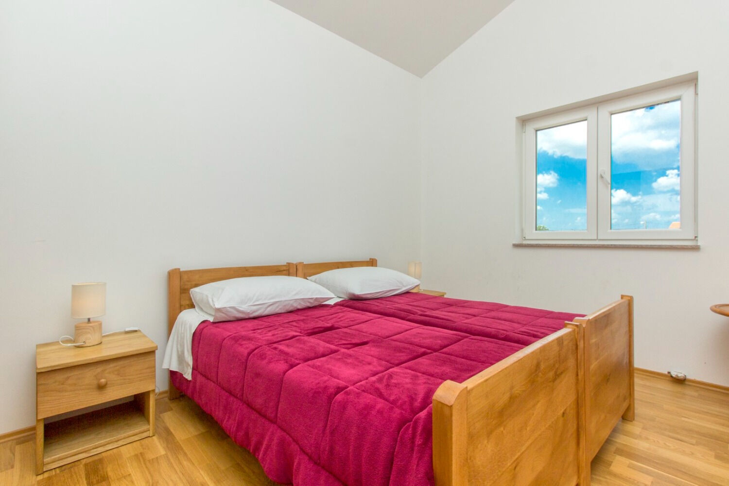 House Brist 11099-K1