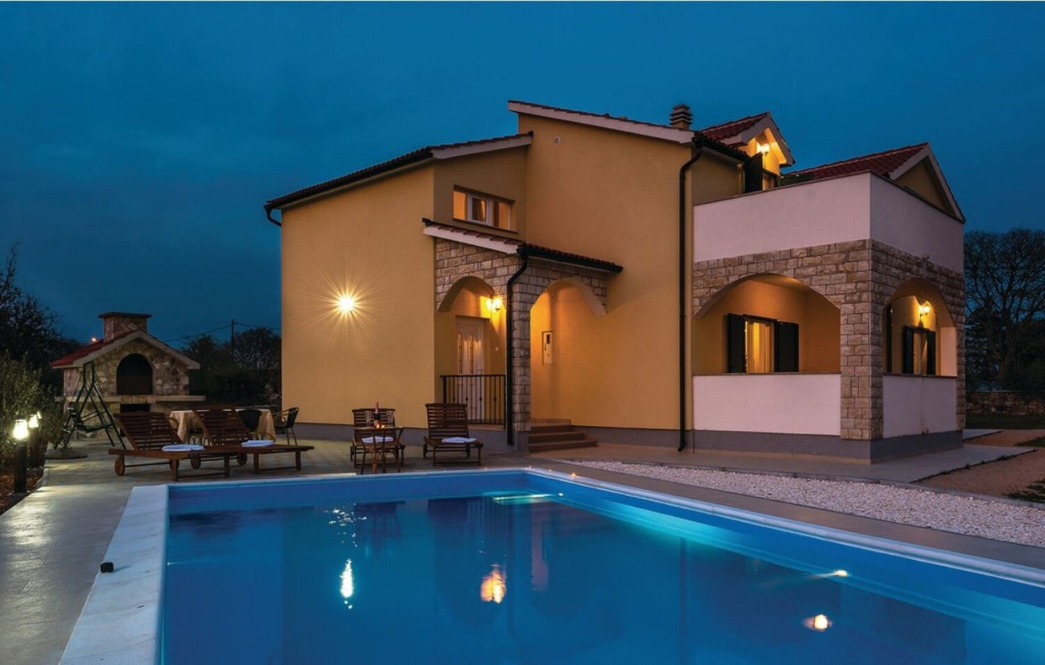 House Brist 11099-K1