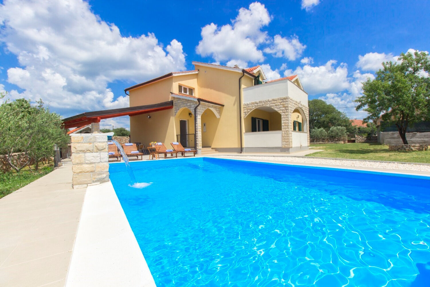 House Brist 11099-K1