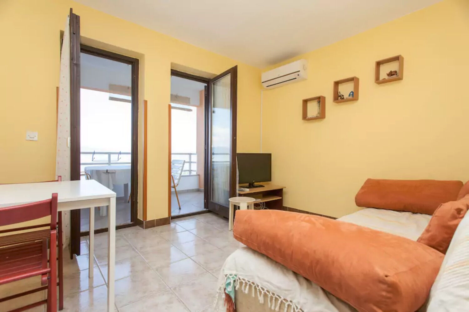 Apartment Jenny 110921-A1