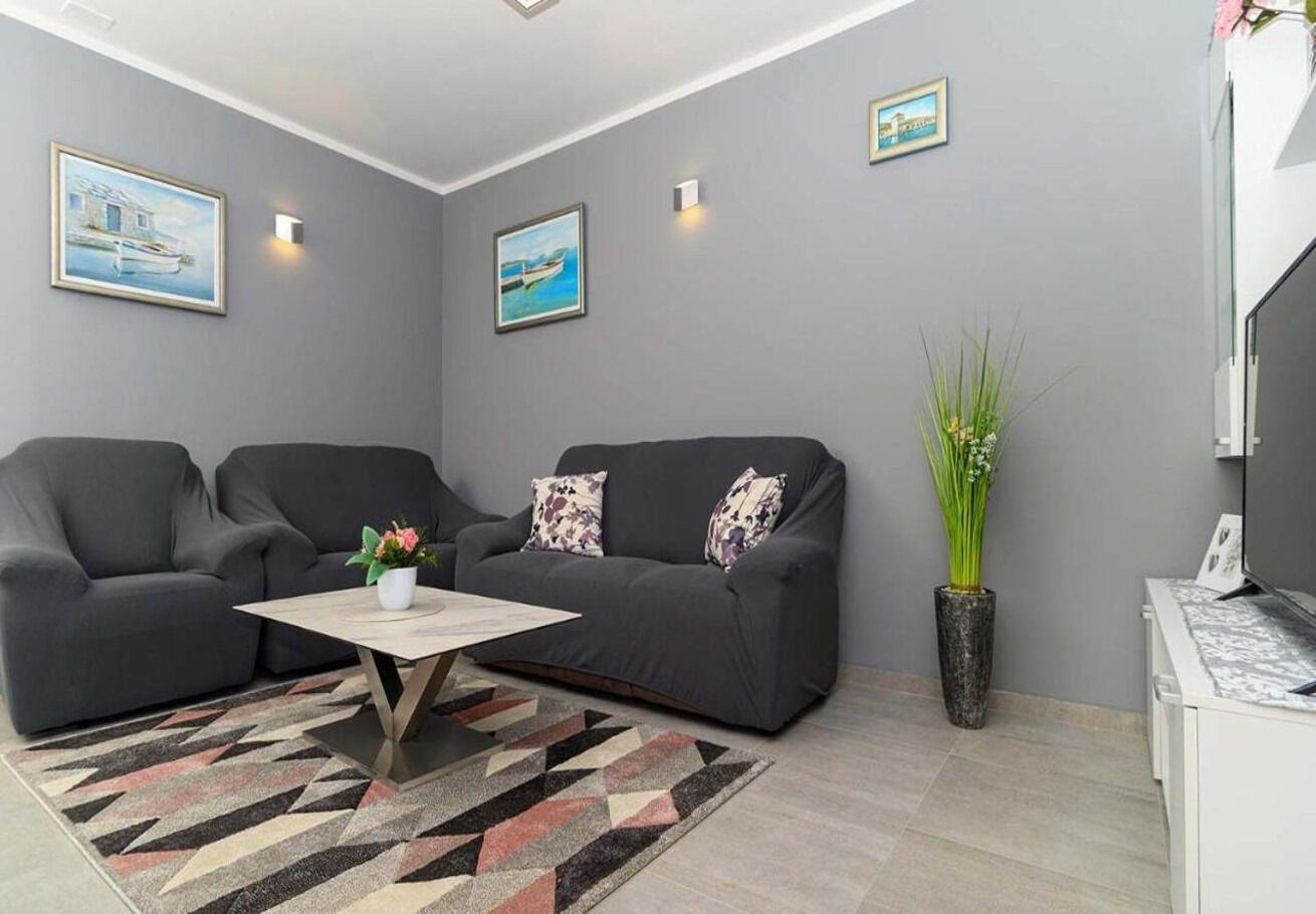 Apartment Iva 110931-A1