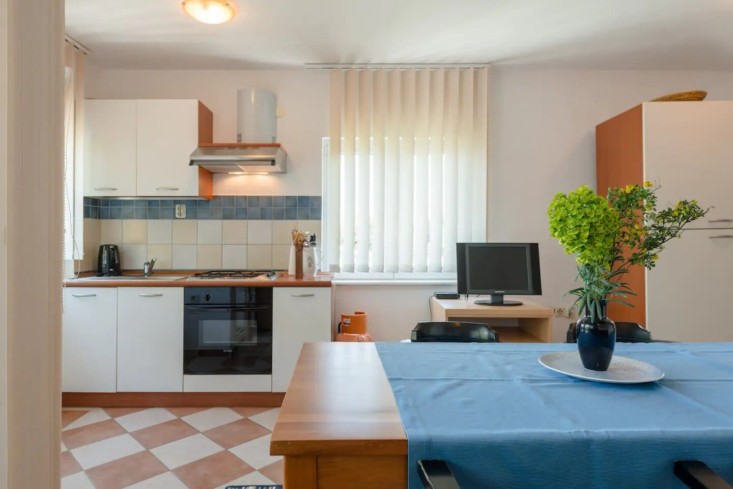 Apartments Anto 110941-A1