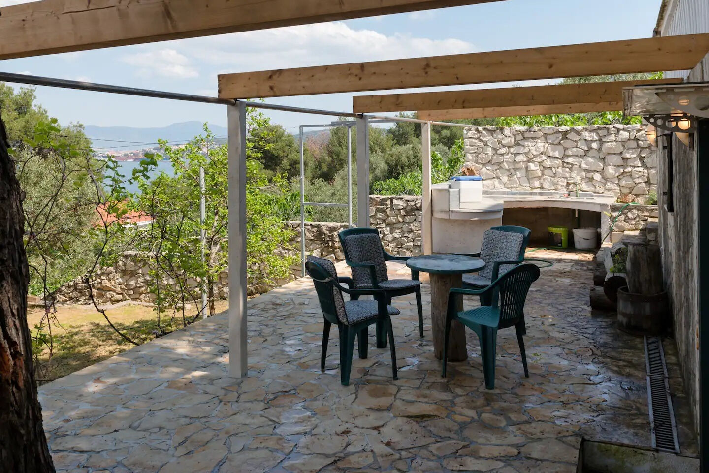 Apartments Anto 110941-A3