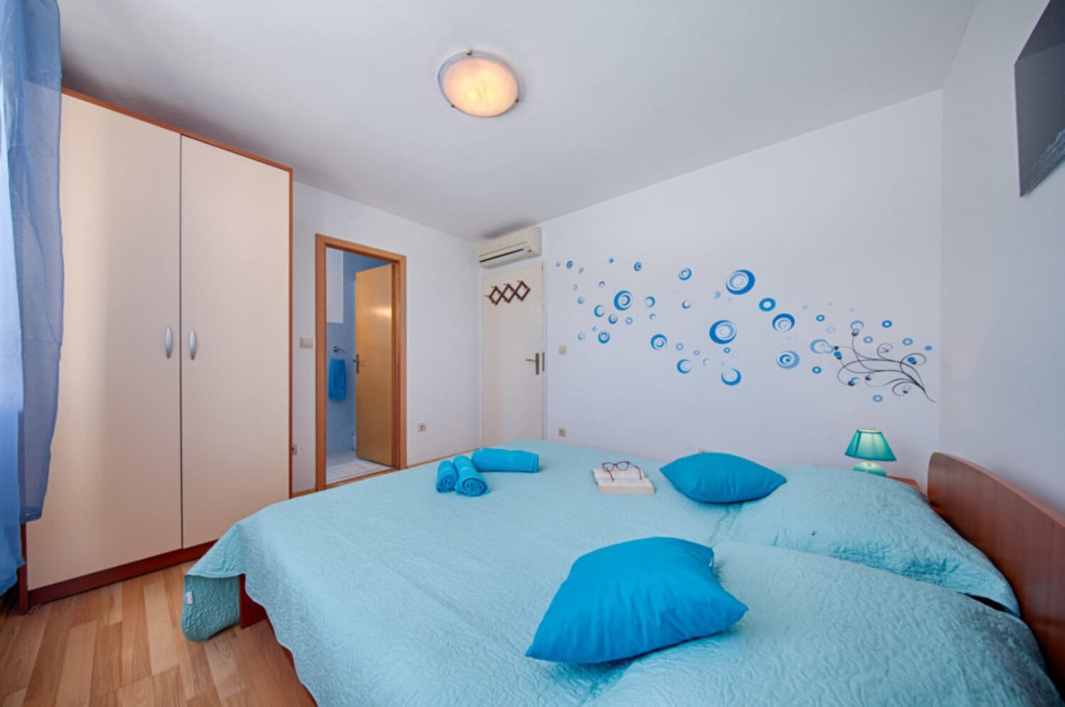 House Paradiso 112981-K1
