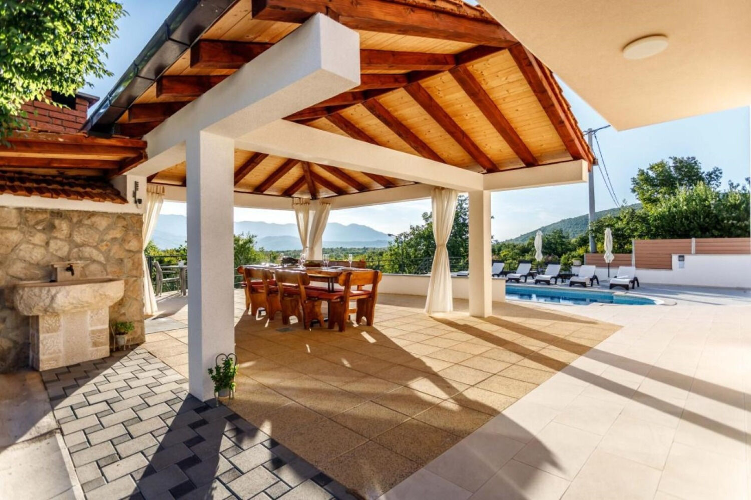 House Jurica 110961-K1
