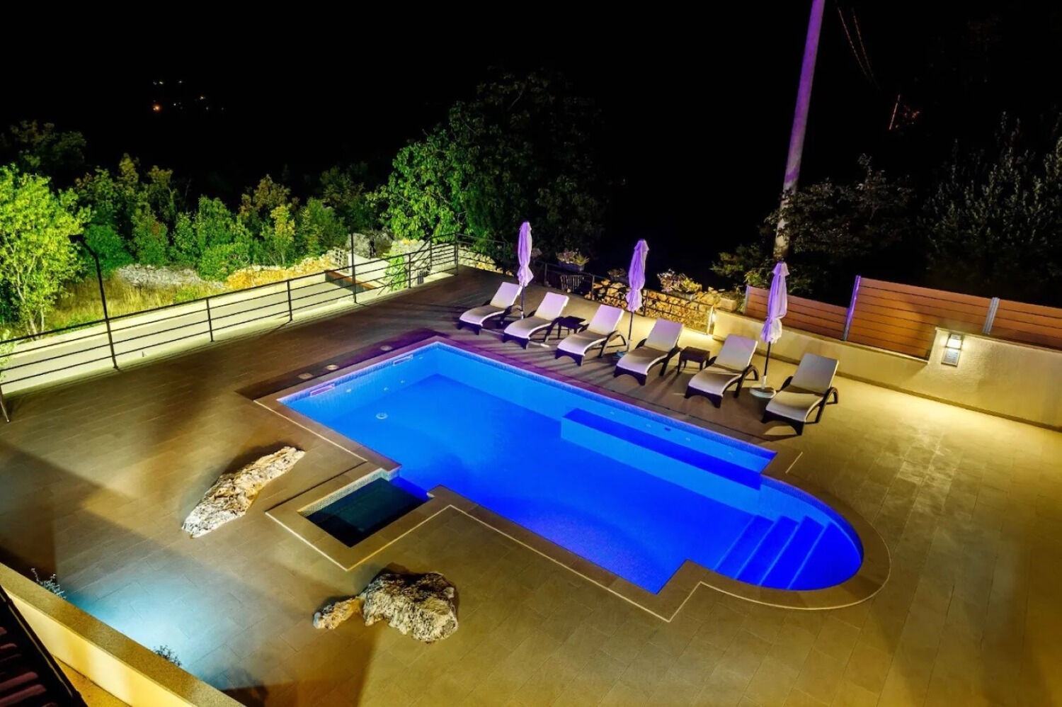House Jurica 110961-K1