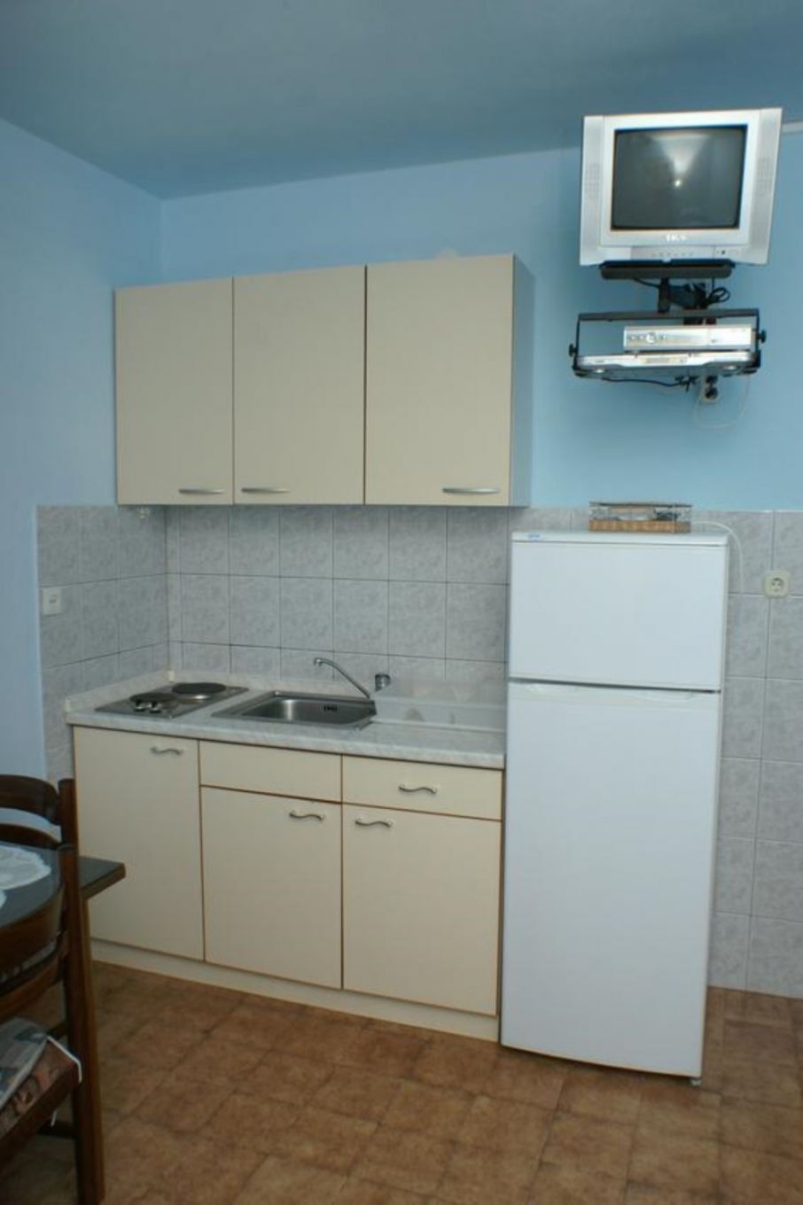 Apartments Barry 111001-A3