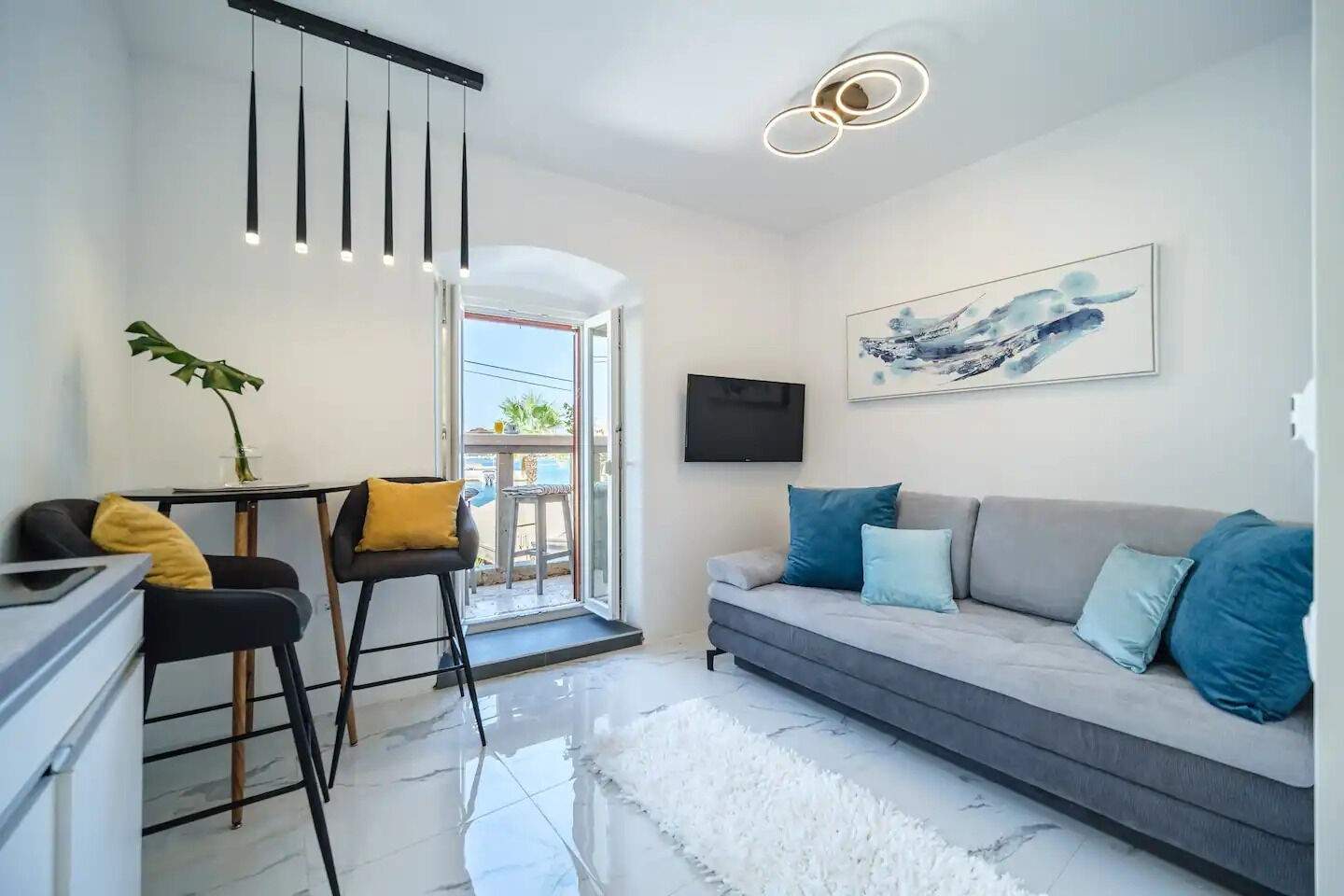 Apartment Vin 111021-A1