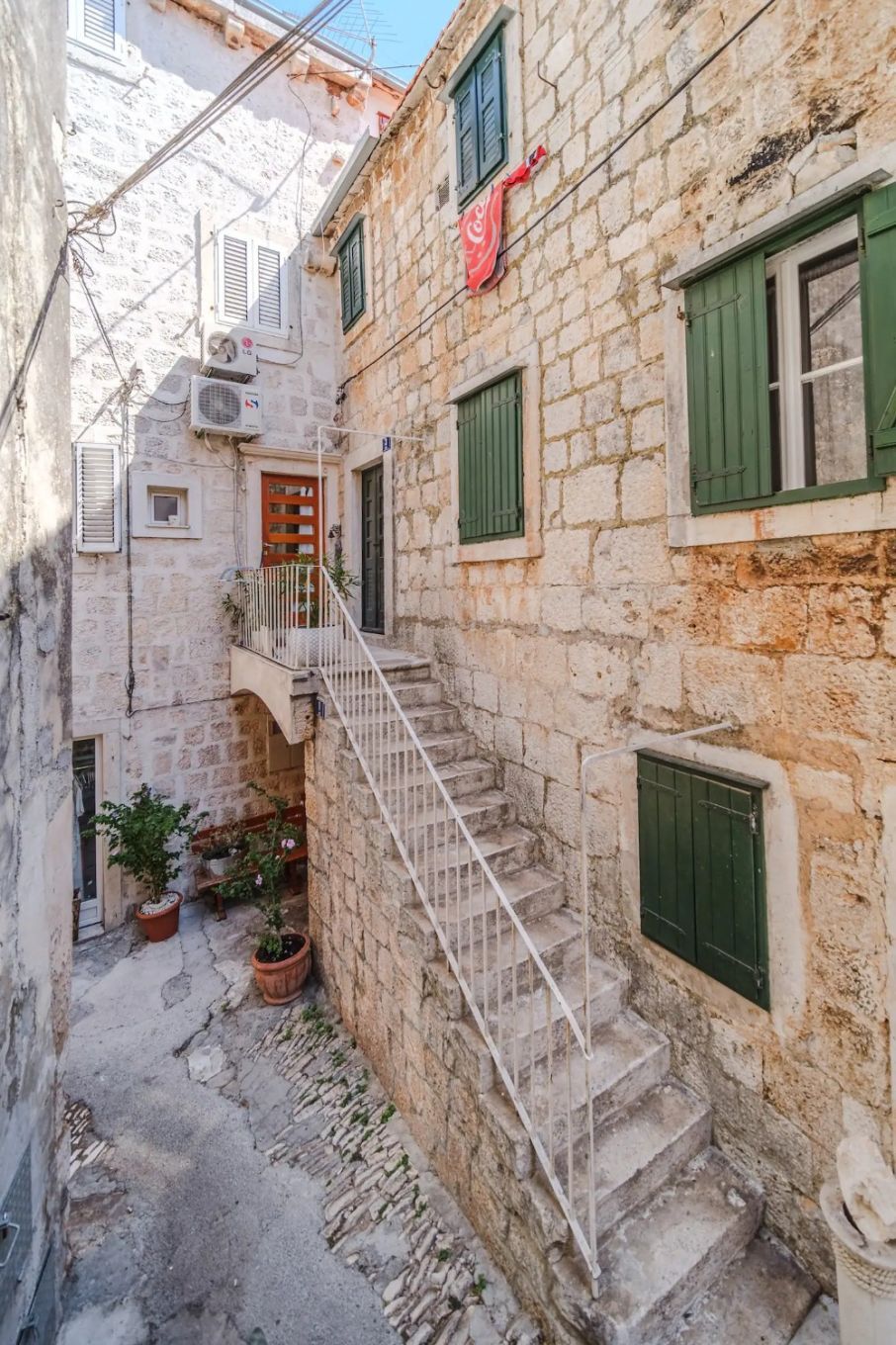 Apartment Vin 111021-A1