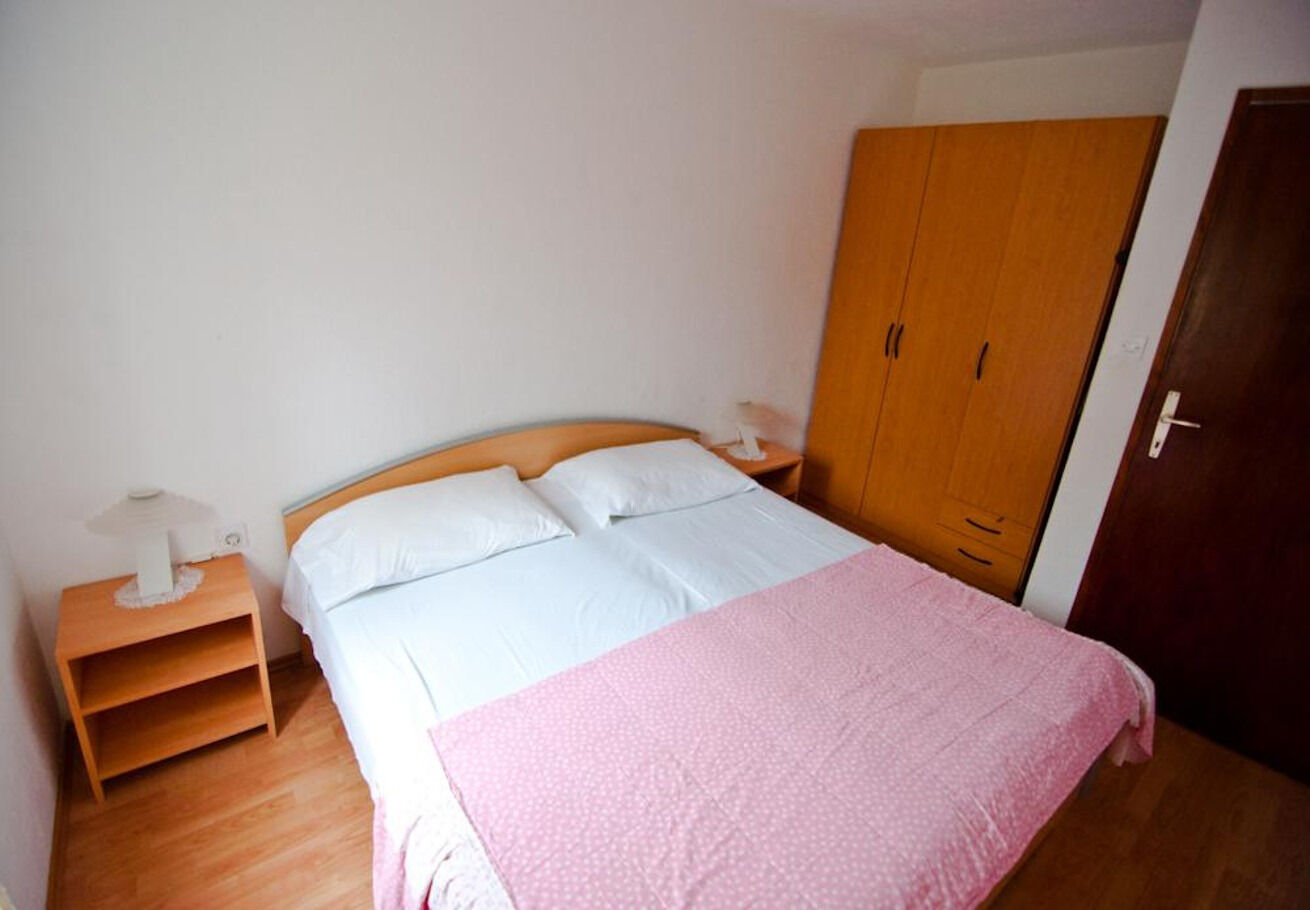 Apartment Vera 111051-A1
