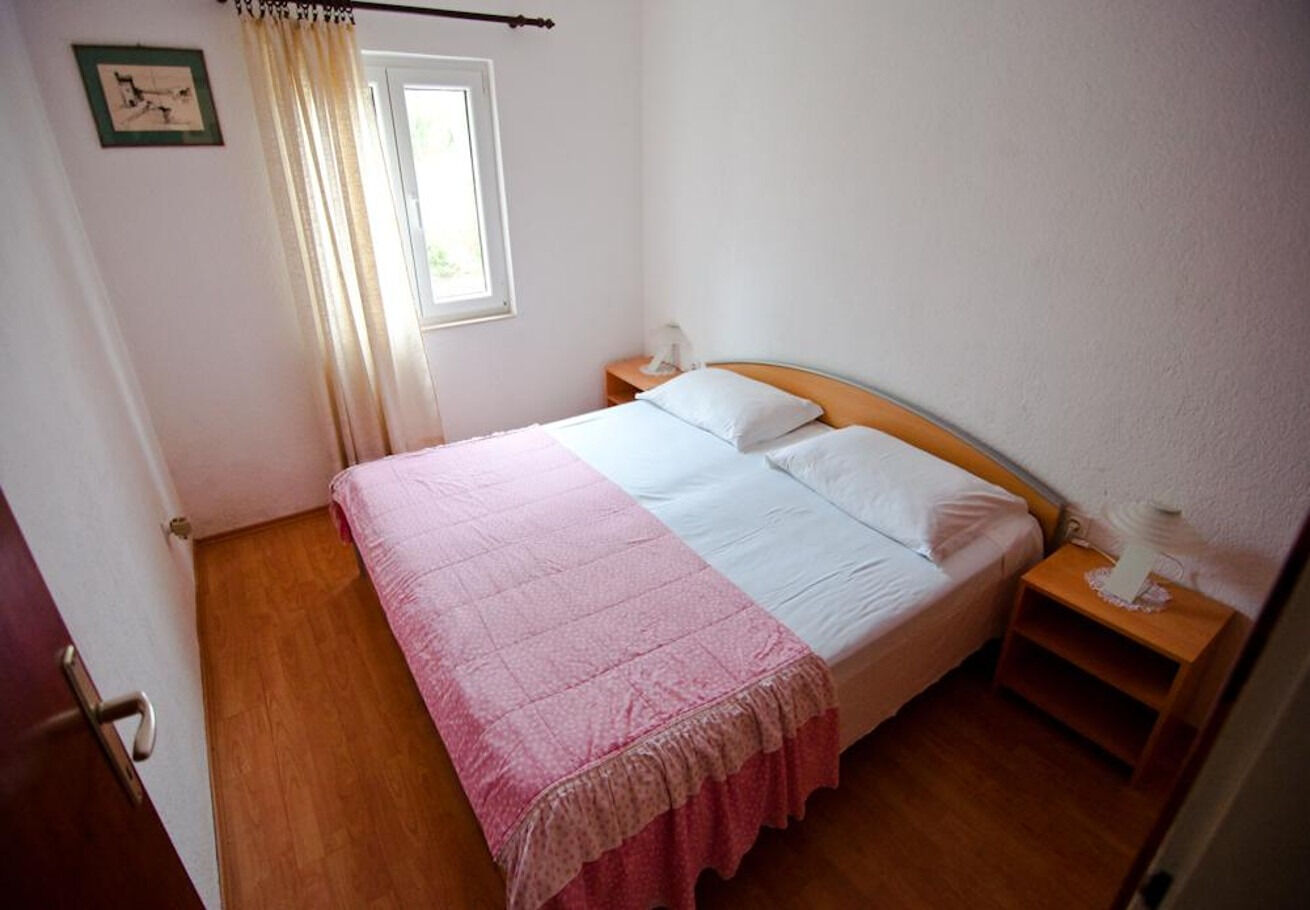 Apartment Vera 111051-A1