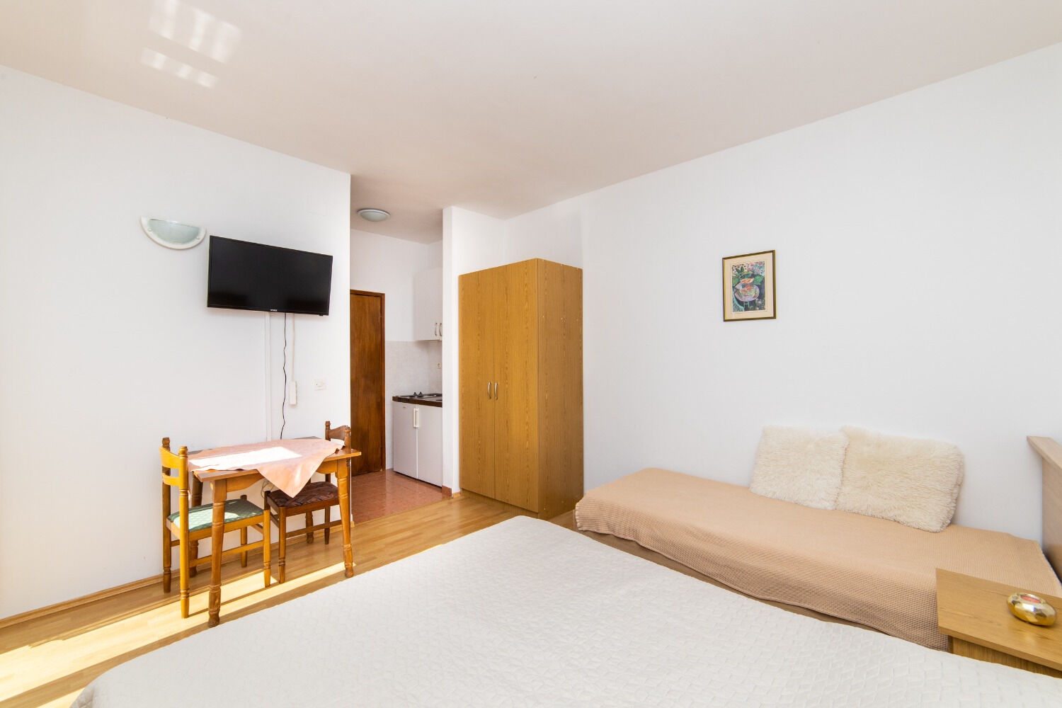 Apartments Gloria 111061-A6