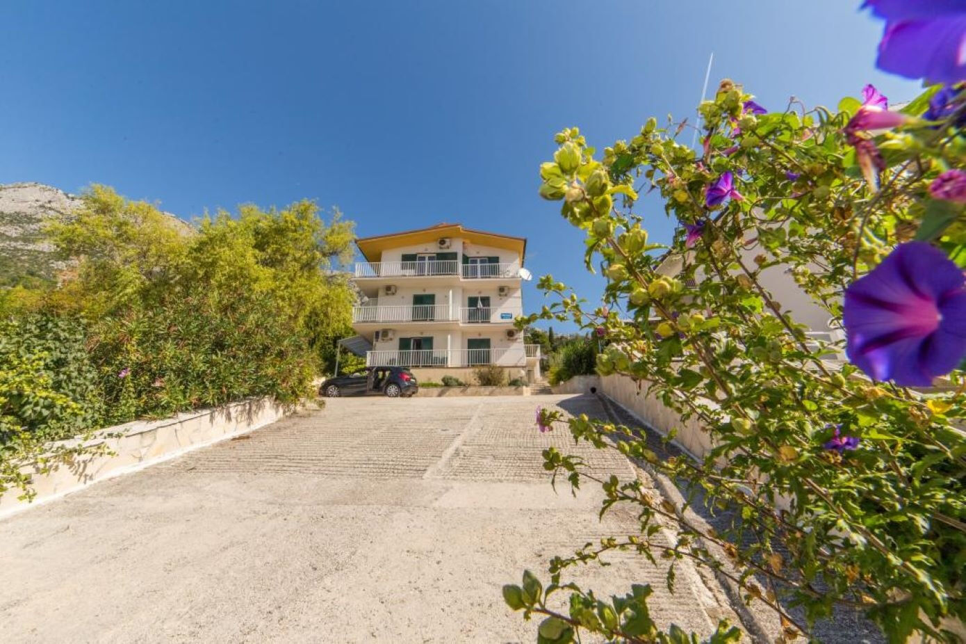 Apartments Gloria 111061-A6