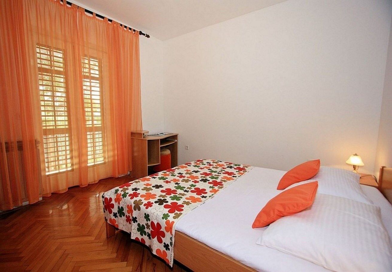 Apartment Neri 111081-A1