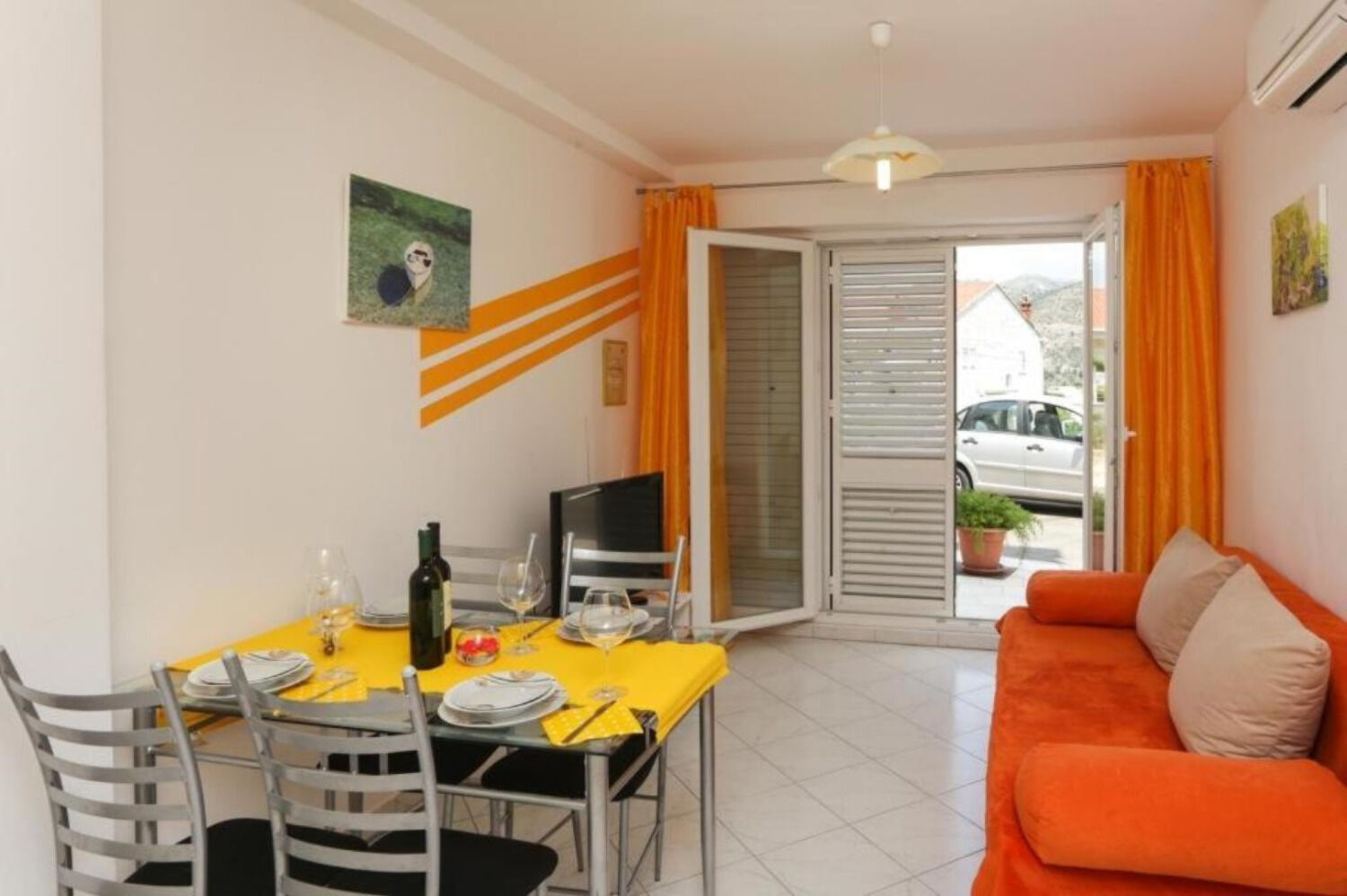 Apartments Mira 111091-A1