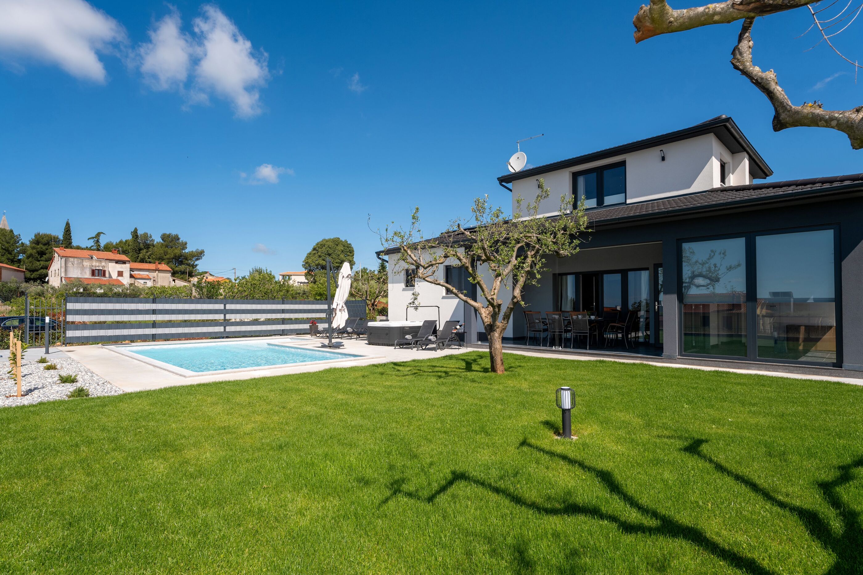 Villa Jasminka s bazenom i  whirlpool-om 63715-K1