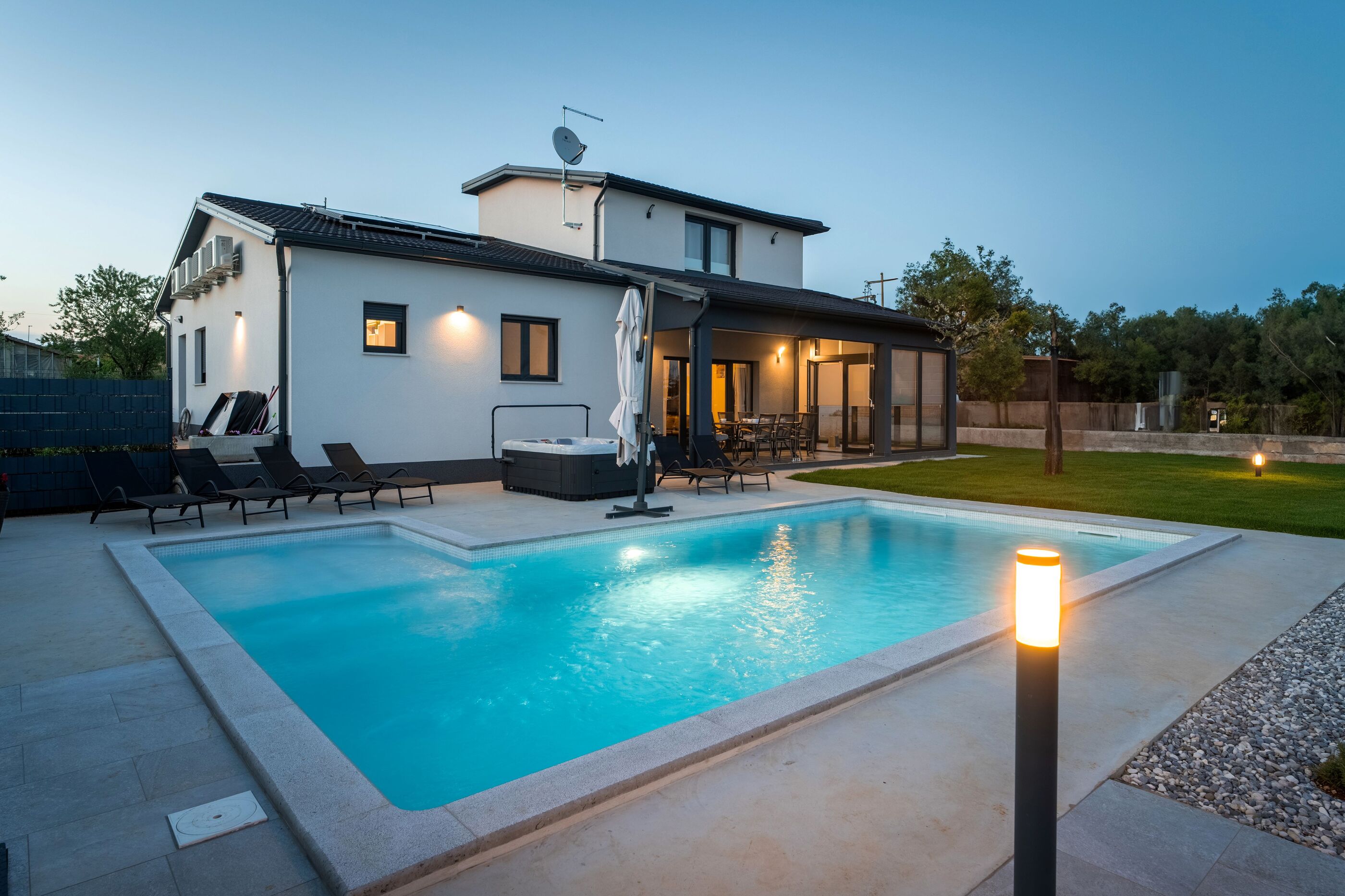 Villa Jasminka s bazenom i  whirlpool-om 63715-K1