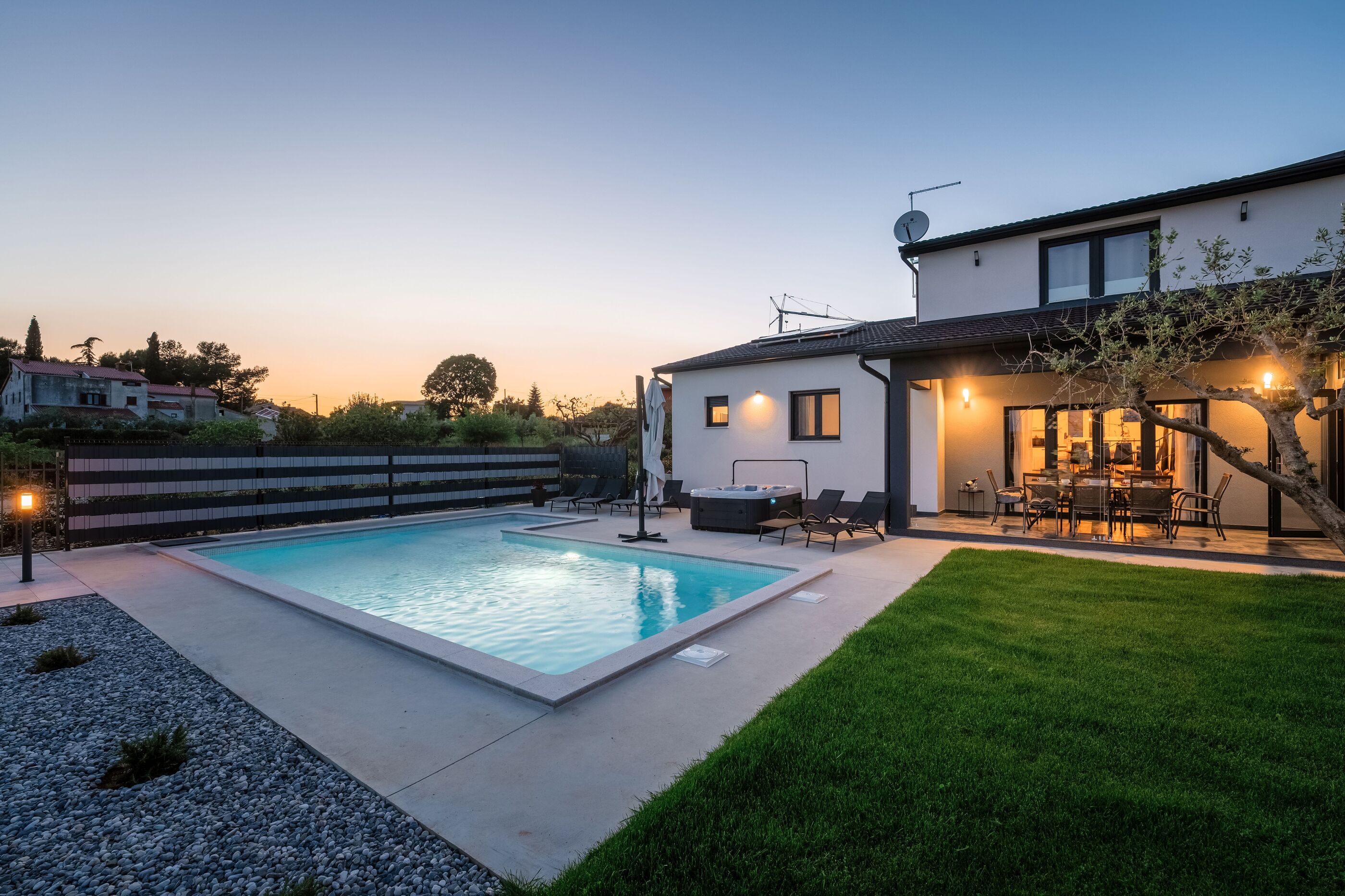 Villa Jasminka s bazenom i  whirlpool-om 63715-K1