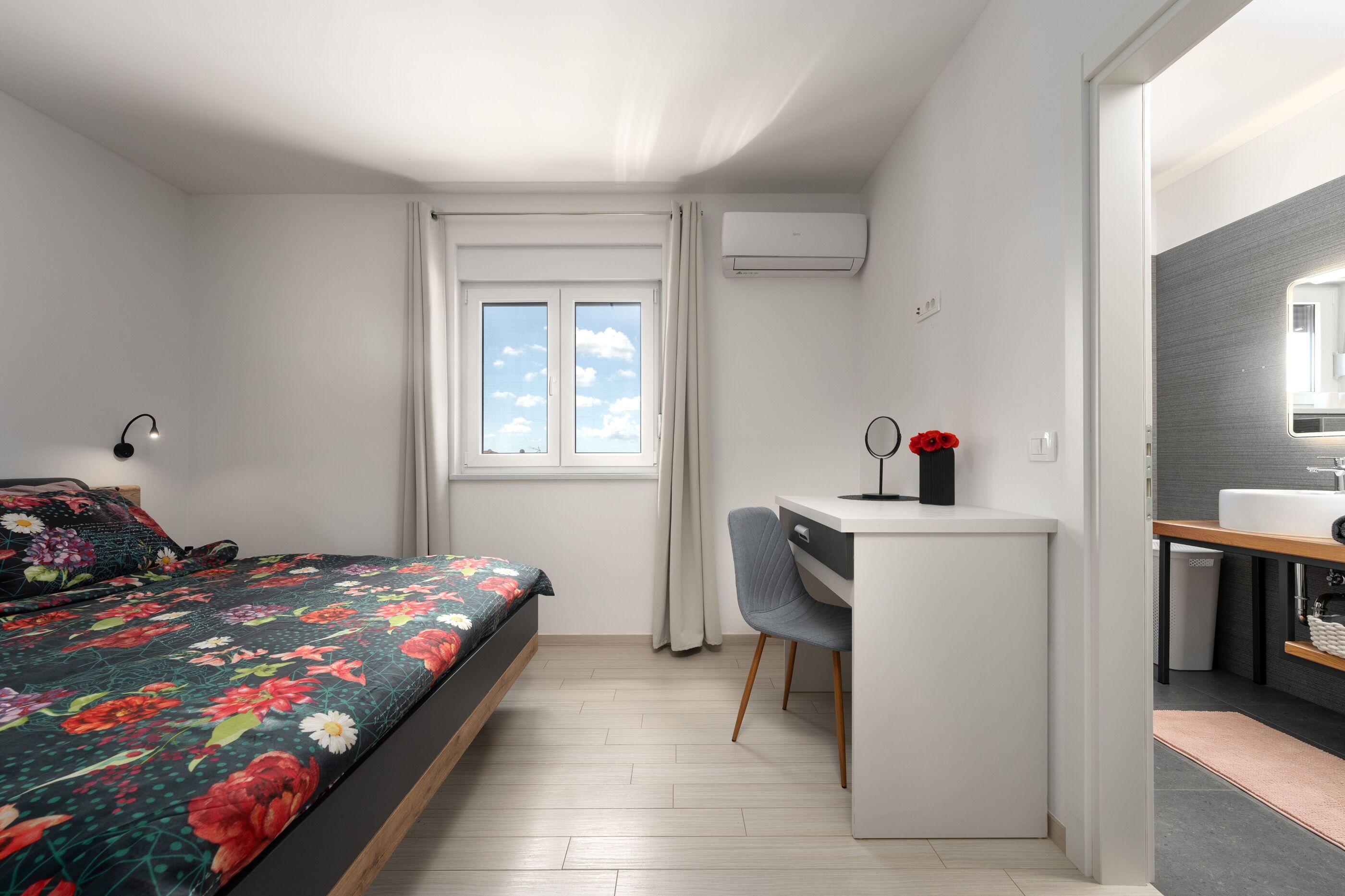 Villa Jasminka s bazenom i  whirlpool-om 63715-K1