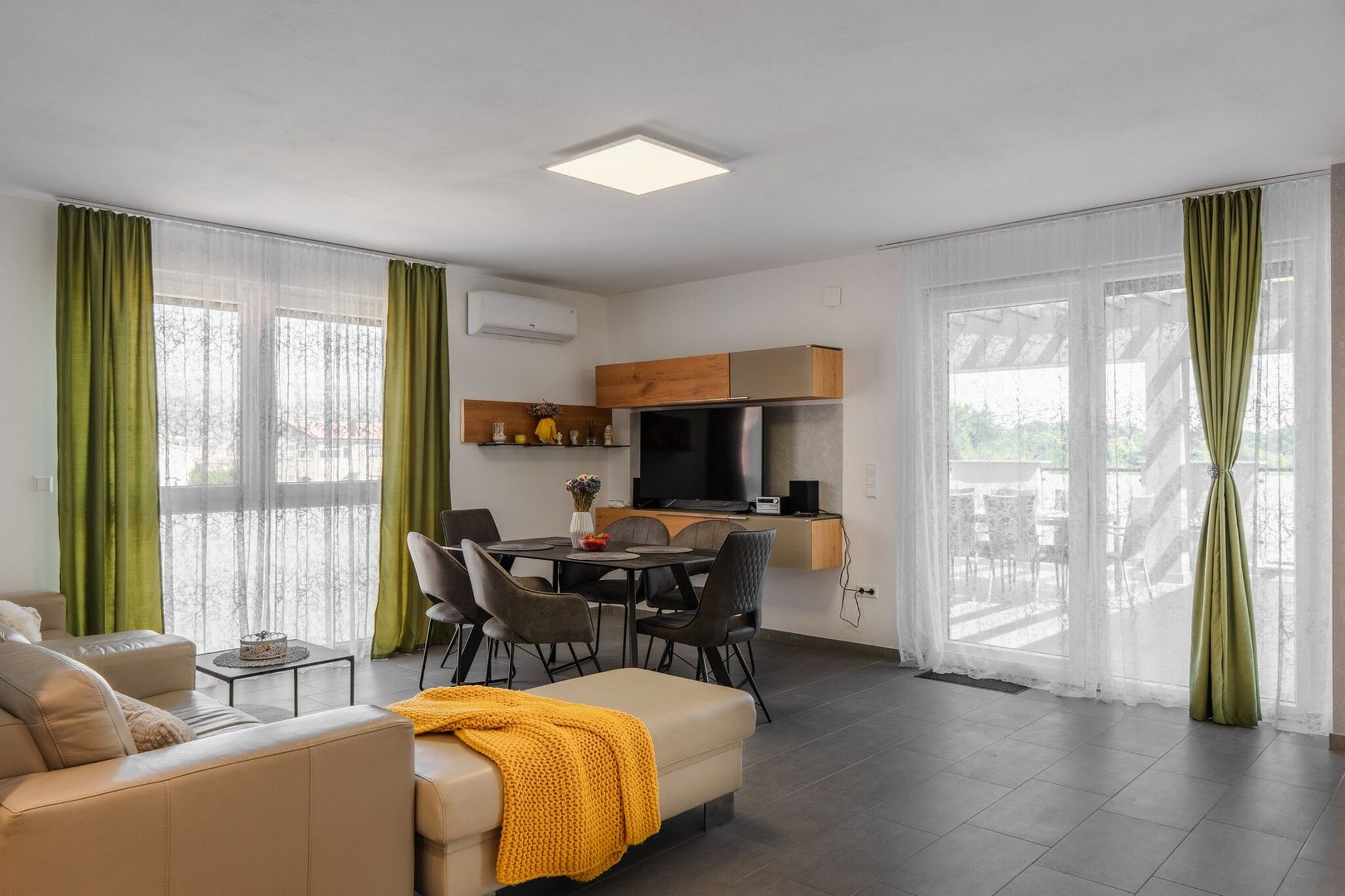Apartments Zilajkovic 11113-A2