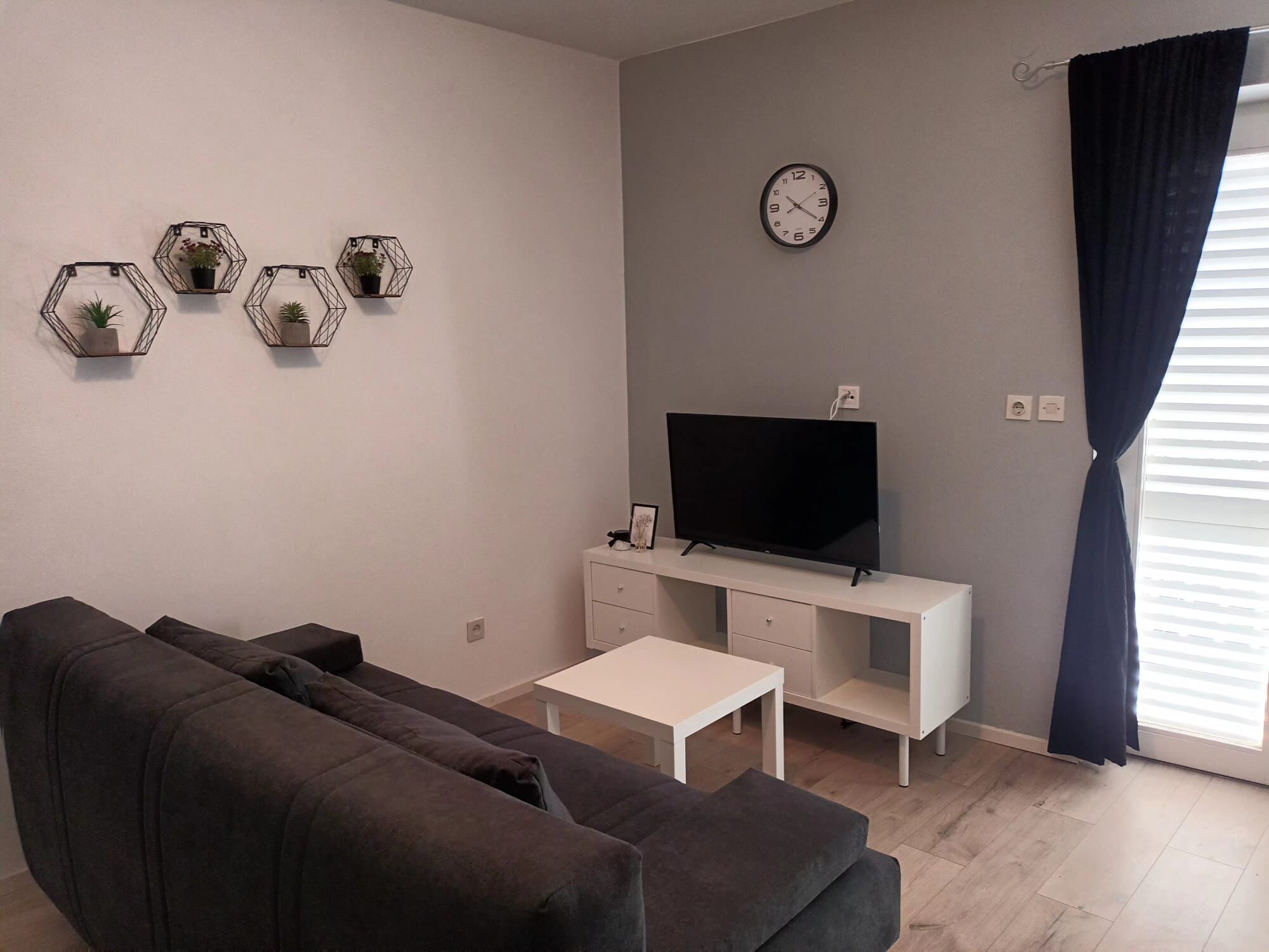 Apartments Marinko 57201-A1