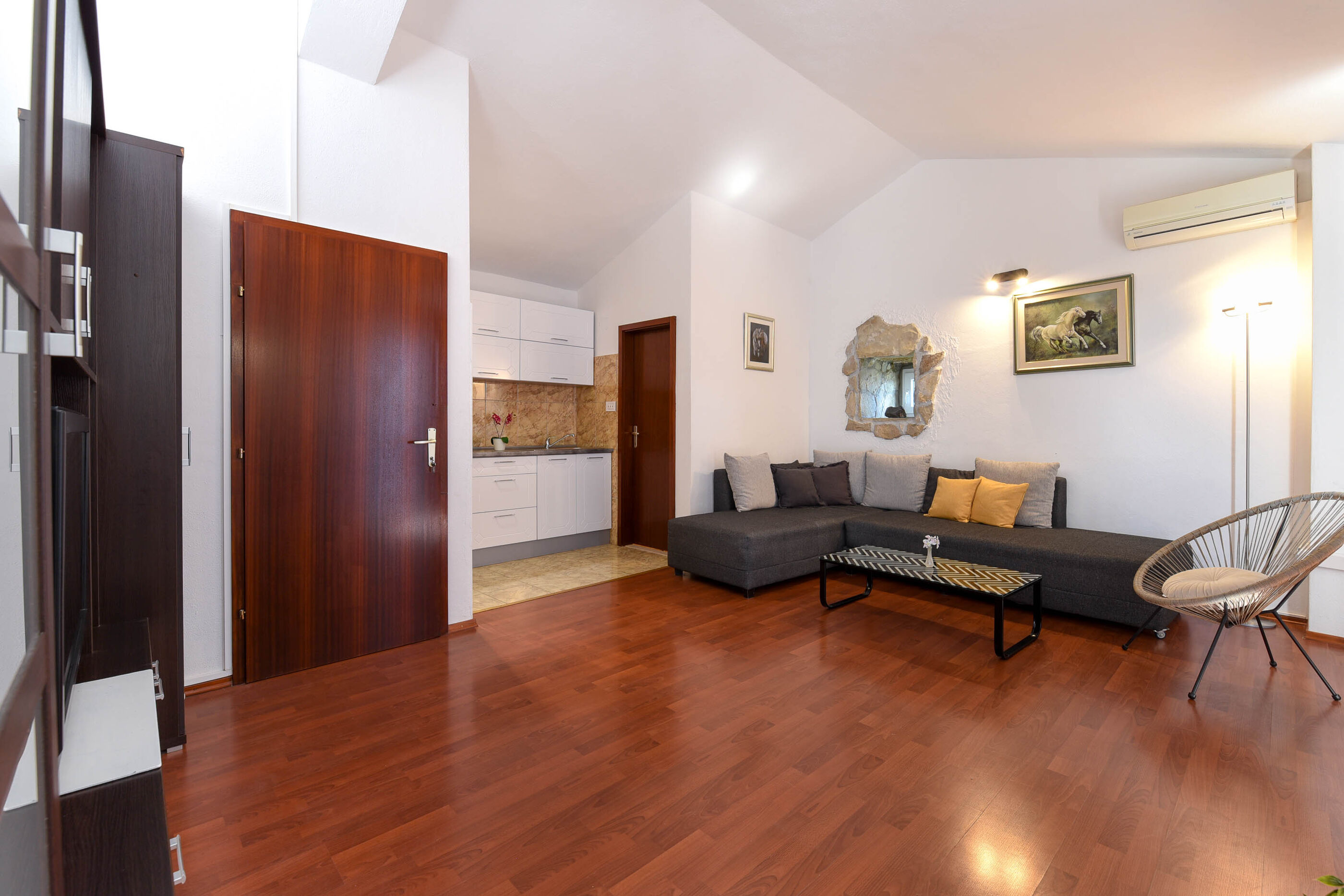 House Villa Danica on the hills 42151-K1