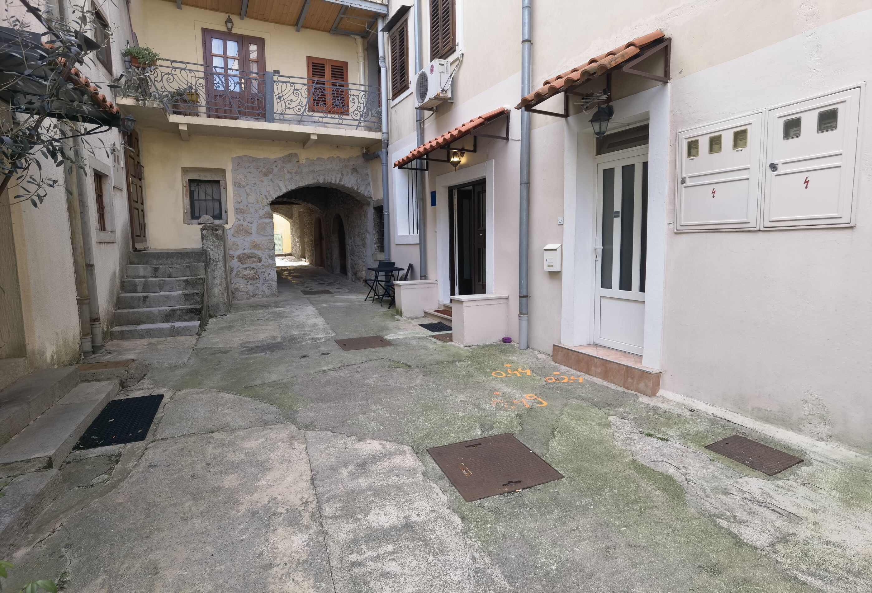 Apartments Near the sea 66902-A1