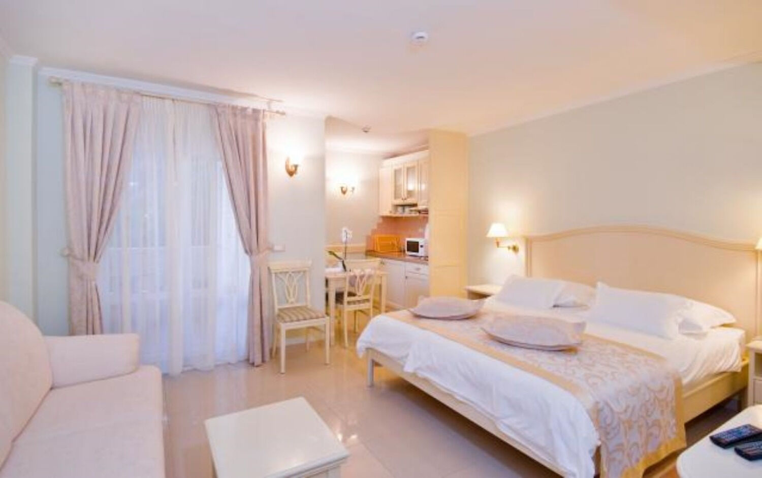 Apartments and Room Luxury dream 11116-A1