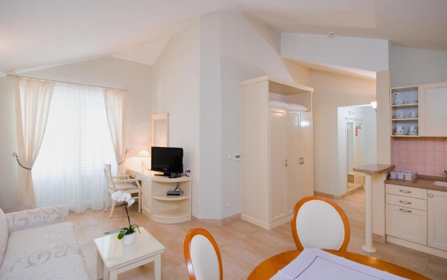 Apartments and Room Luxury dream 11116-A4