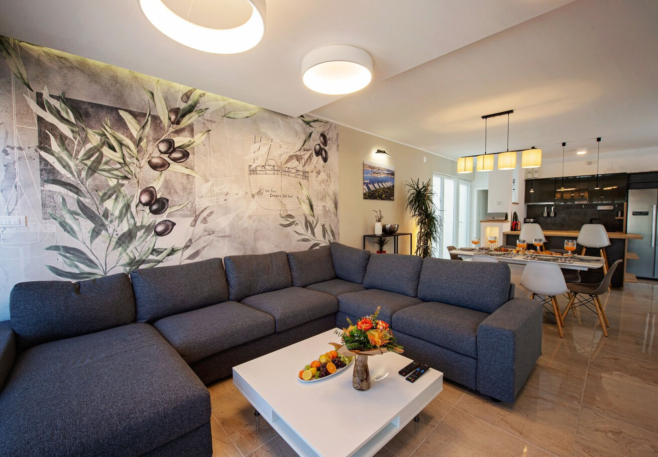 House Nepi 111161-K1