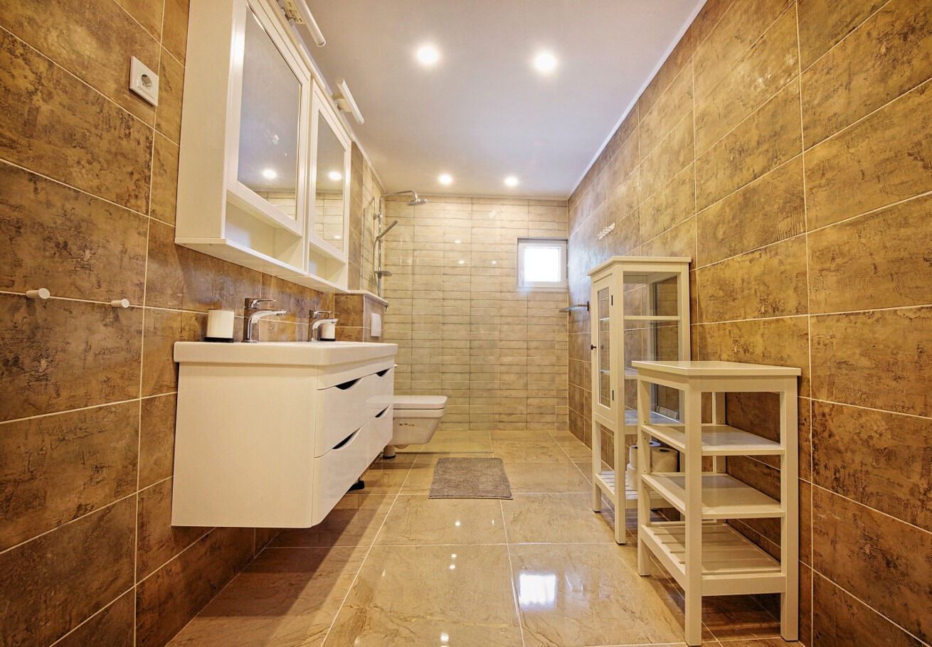 House Nepi 111161-K1